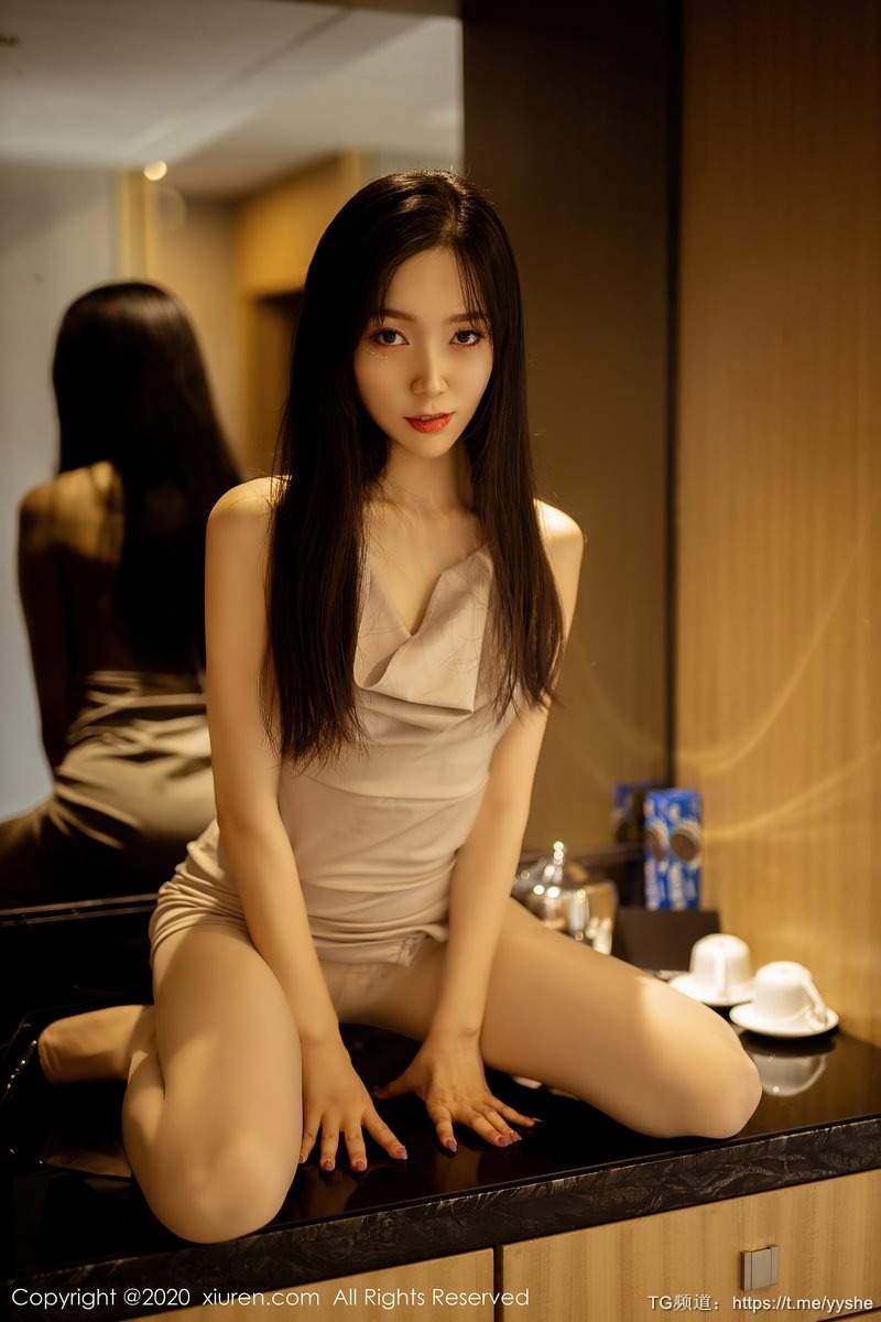 [秀人网]No.2764 九千柒柒[51P](27)