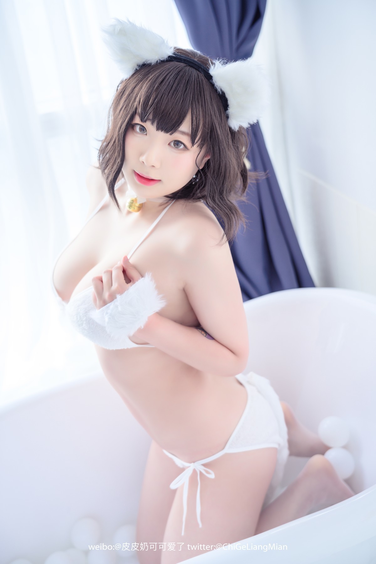 Cosplay 皮皮奶可可爱了啦 白猫(13)
