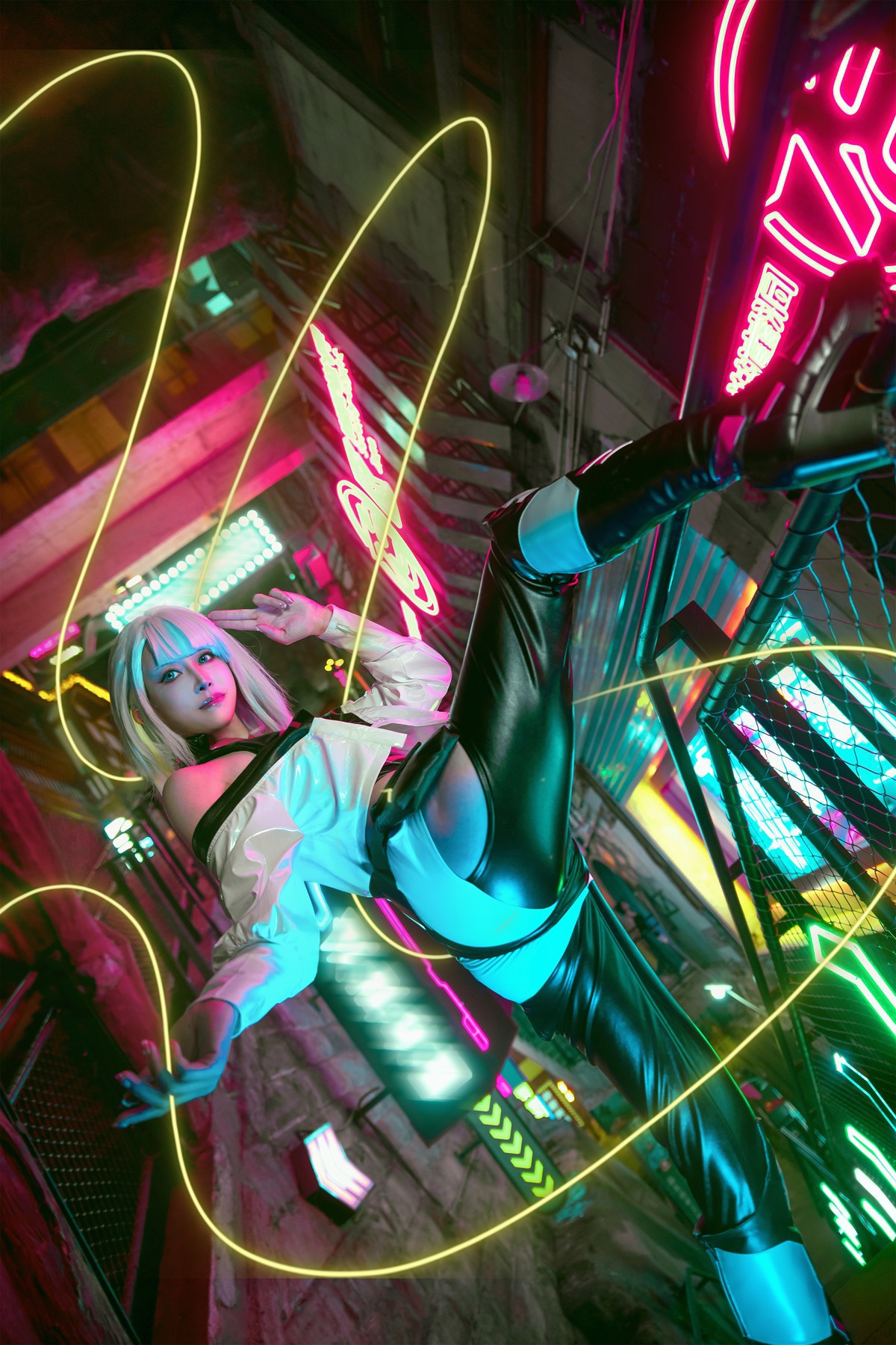 Cosplay 鹿八岁 赛博朋克：边缘行者 露西(4)