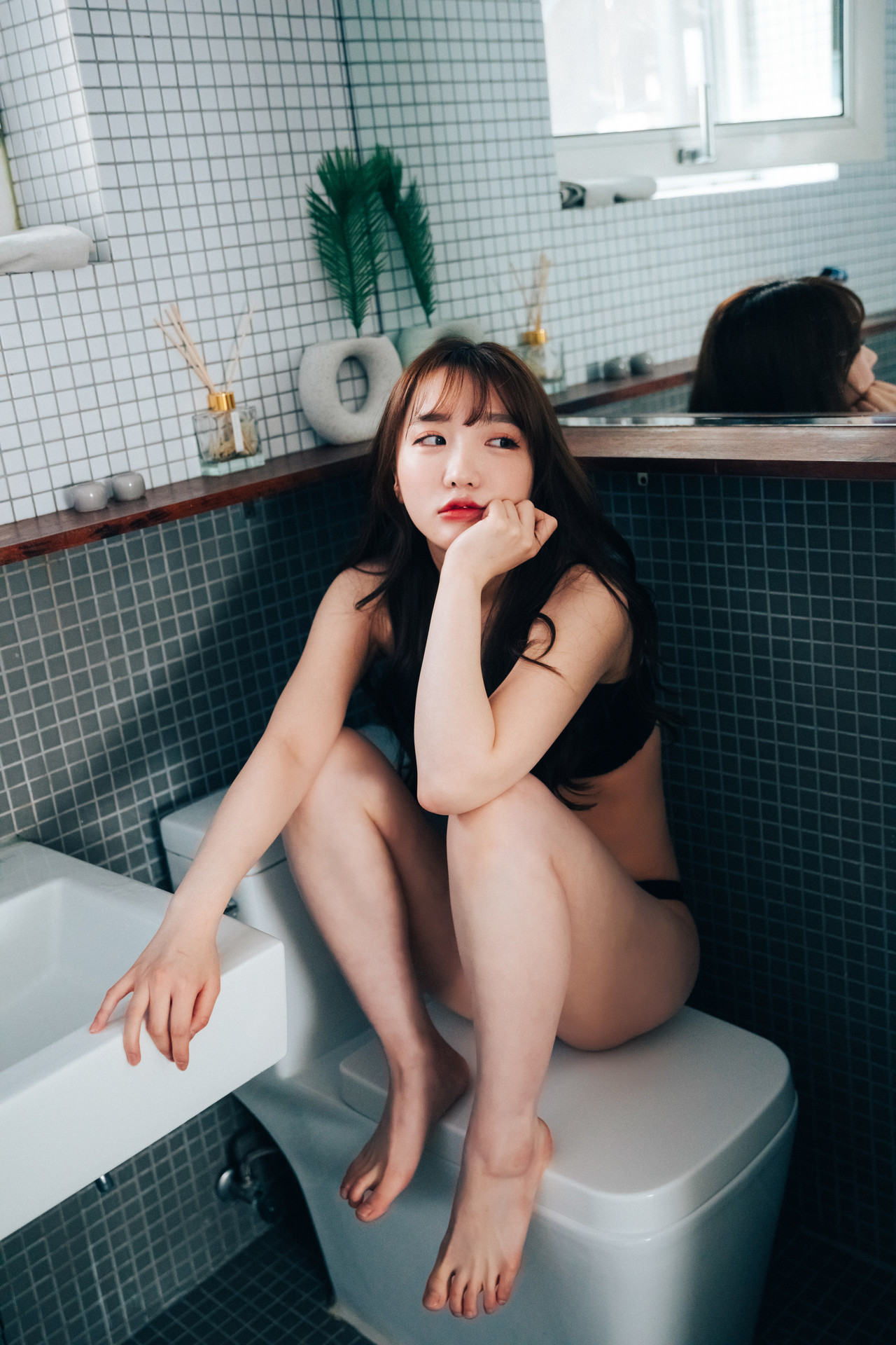 Son Yeeun 손예은, [Loozy] Maximum Vol.01(32)