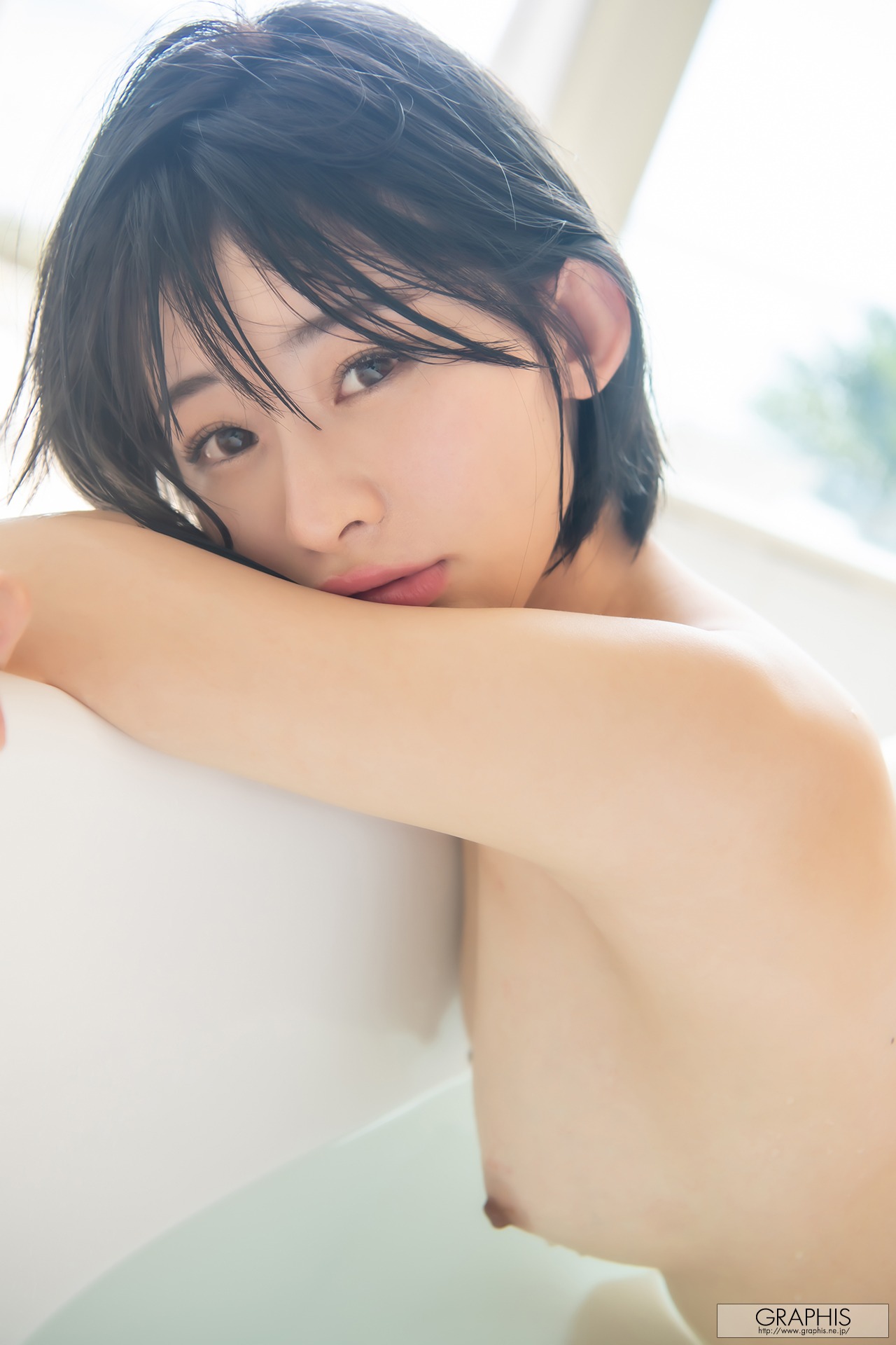 [Graphis] Gals – Mei Miyajima 宮島めい blooming  141P(45)