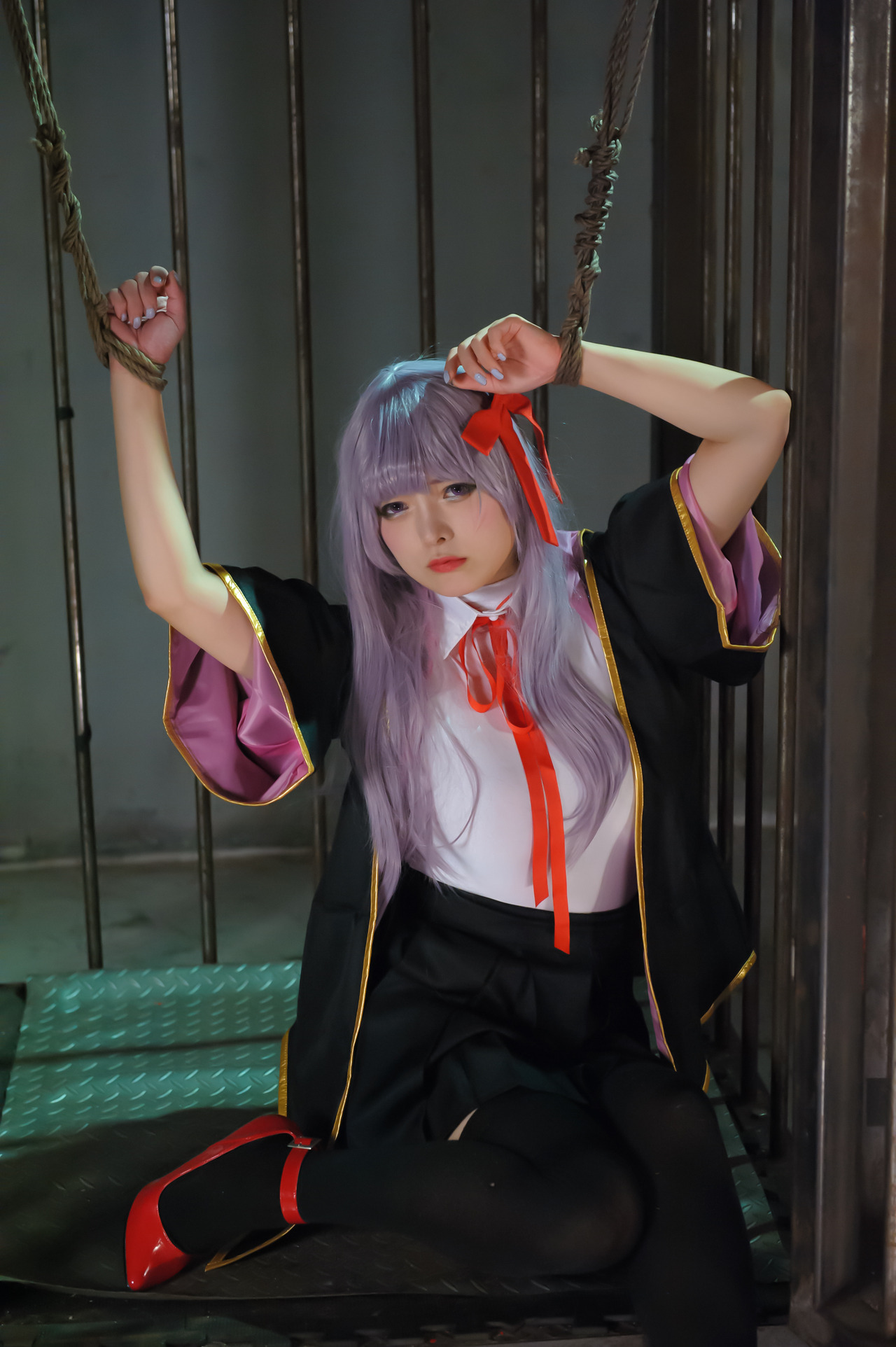 あなたが好きなのは？ダークな世界観で緊縛されている少女(13)