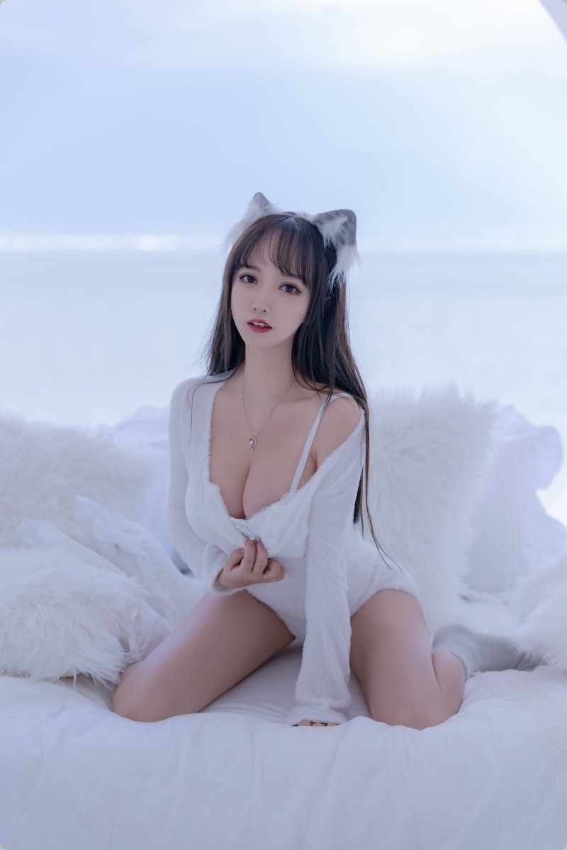[Cos]过期米线线喵 - 小白狼[56P](20)