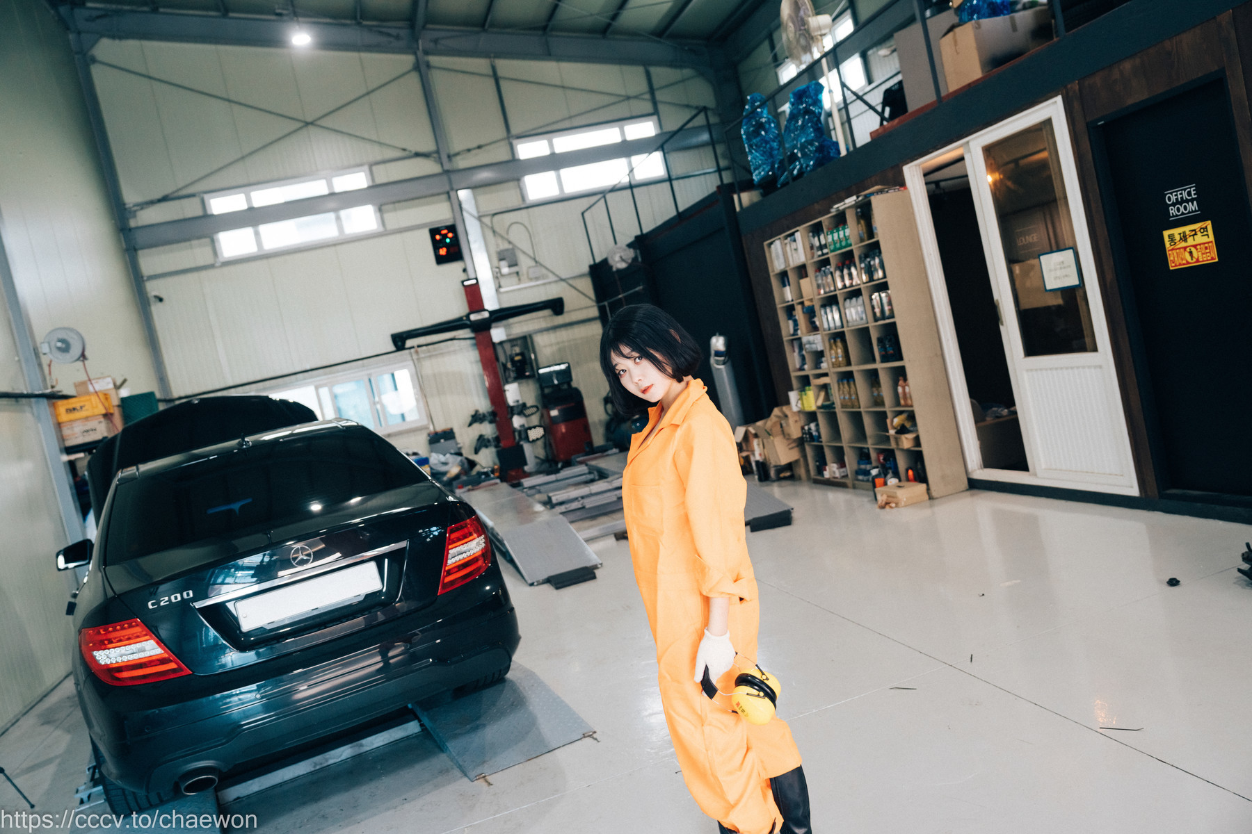 ZIA.Kwon 권지아, [Loozy] Garage Girl Set.02