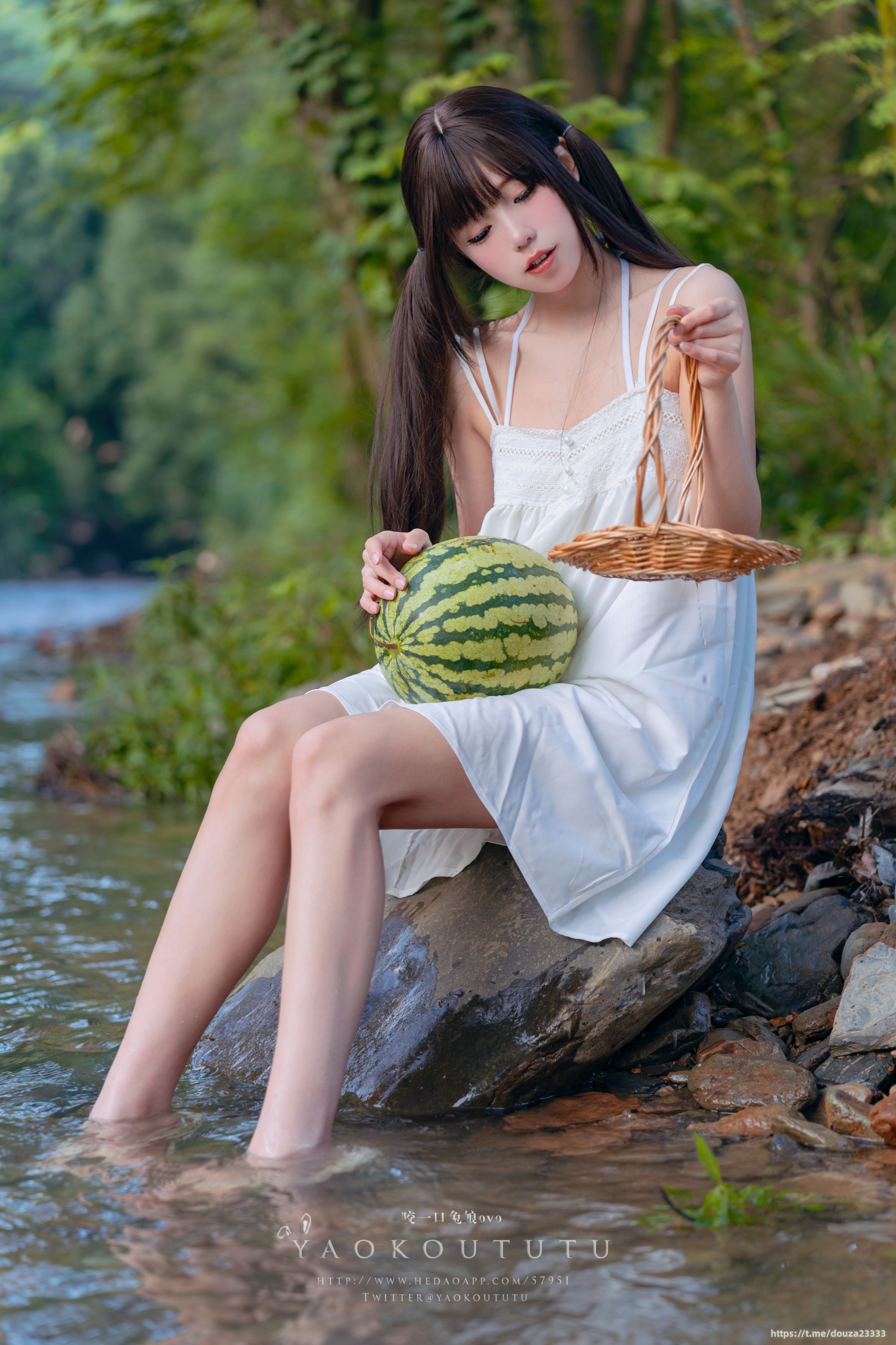 八月订阅『溯溪之夏』60P+1V 恋爱循环（9月11打赏群资源）(12)