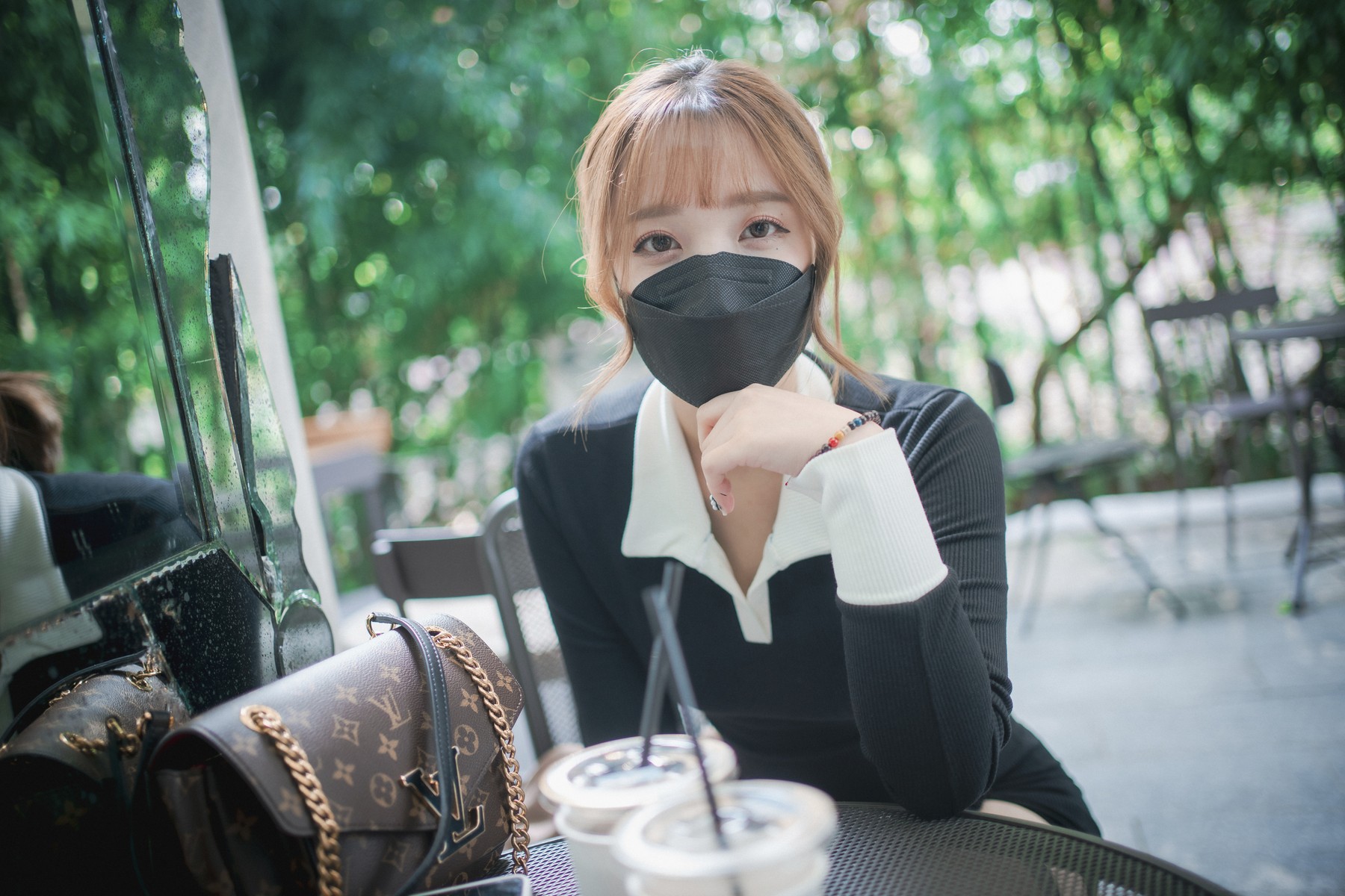 Son Yeeun 손예은, [LOOZY] A Snap of Intimacy Set.02(24)
