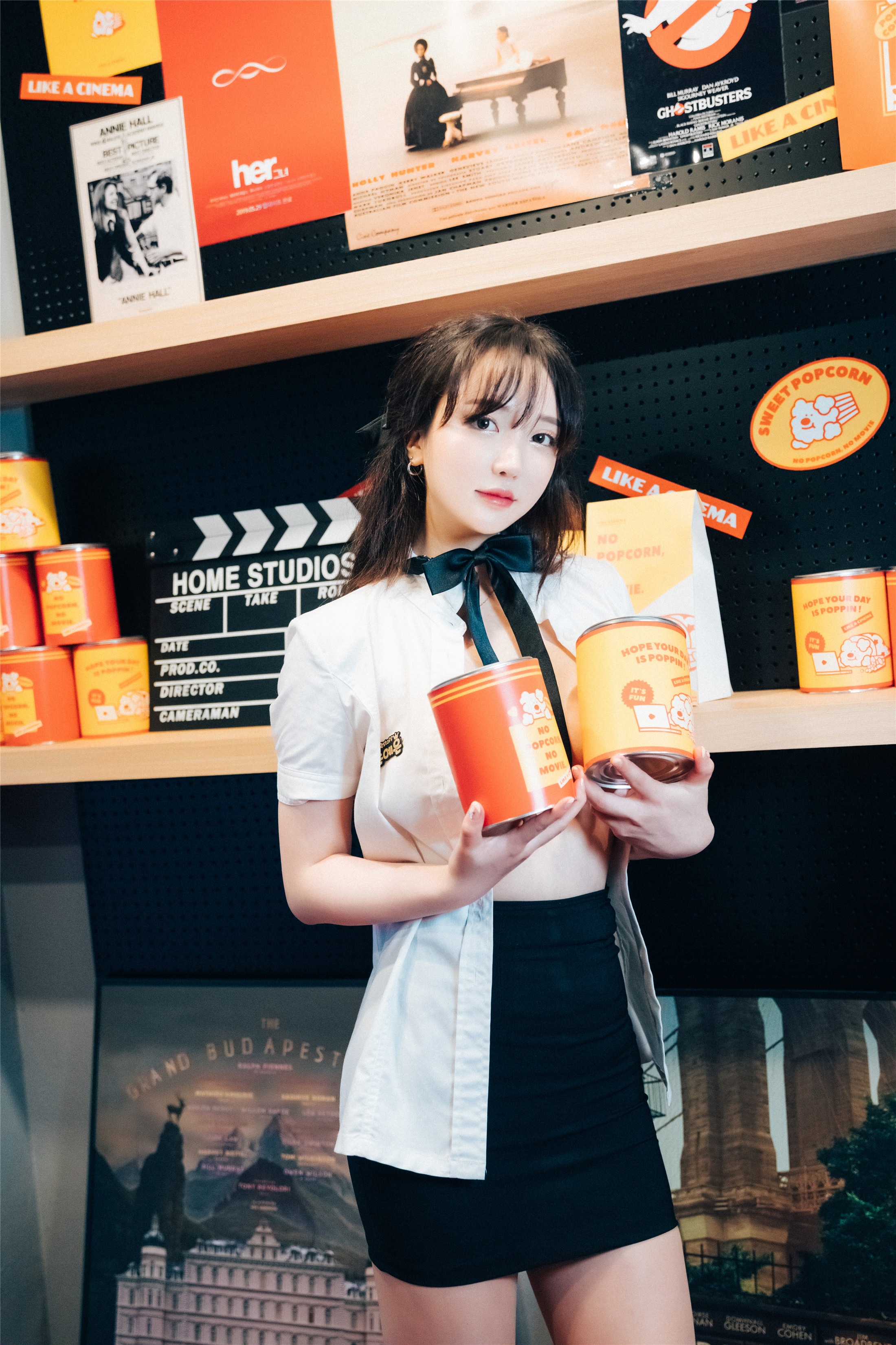 [Loozy] Son Ye-Eun (손예은) - Ticket Girl 120P(54)