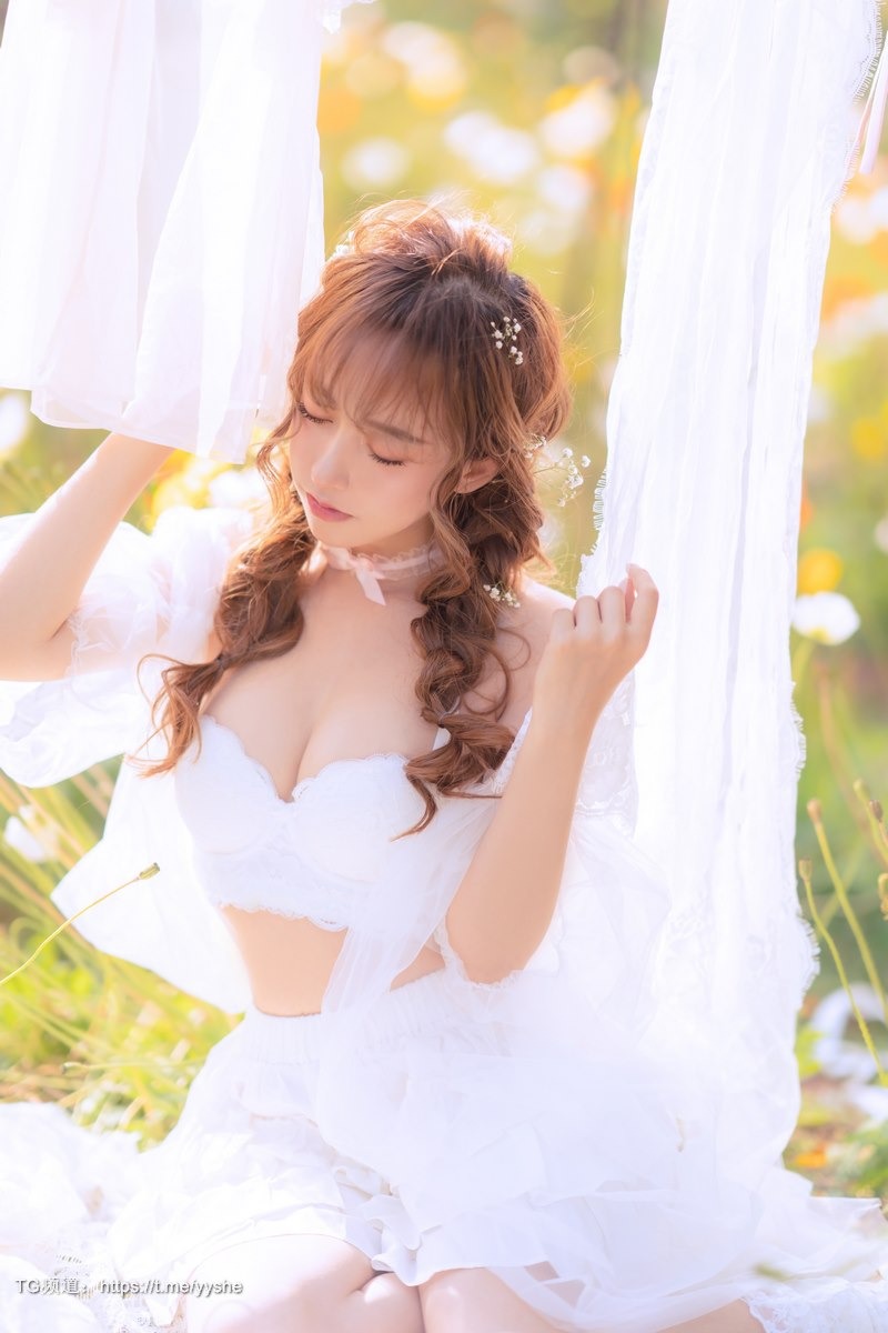 [Cos]过期米线线喵 NO – 晒衣服 [41P](22)