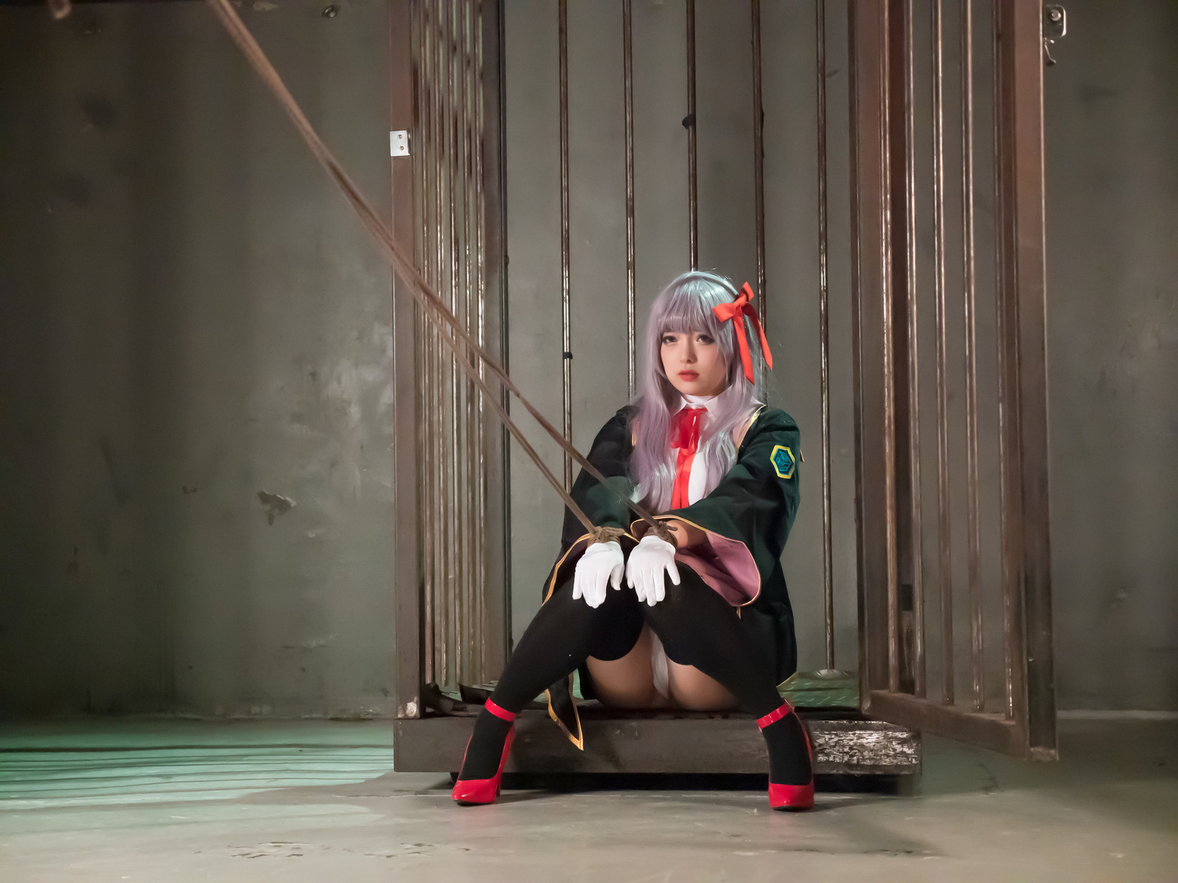 あなたが好きなのは？ダークな世界観で緊縛されている少女(19)