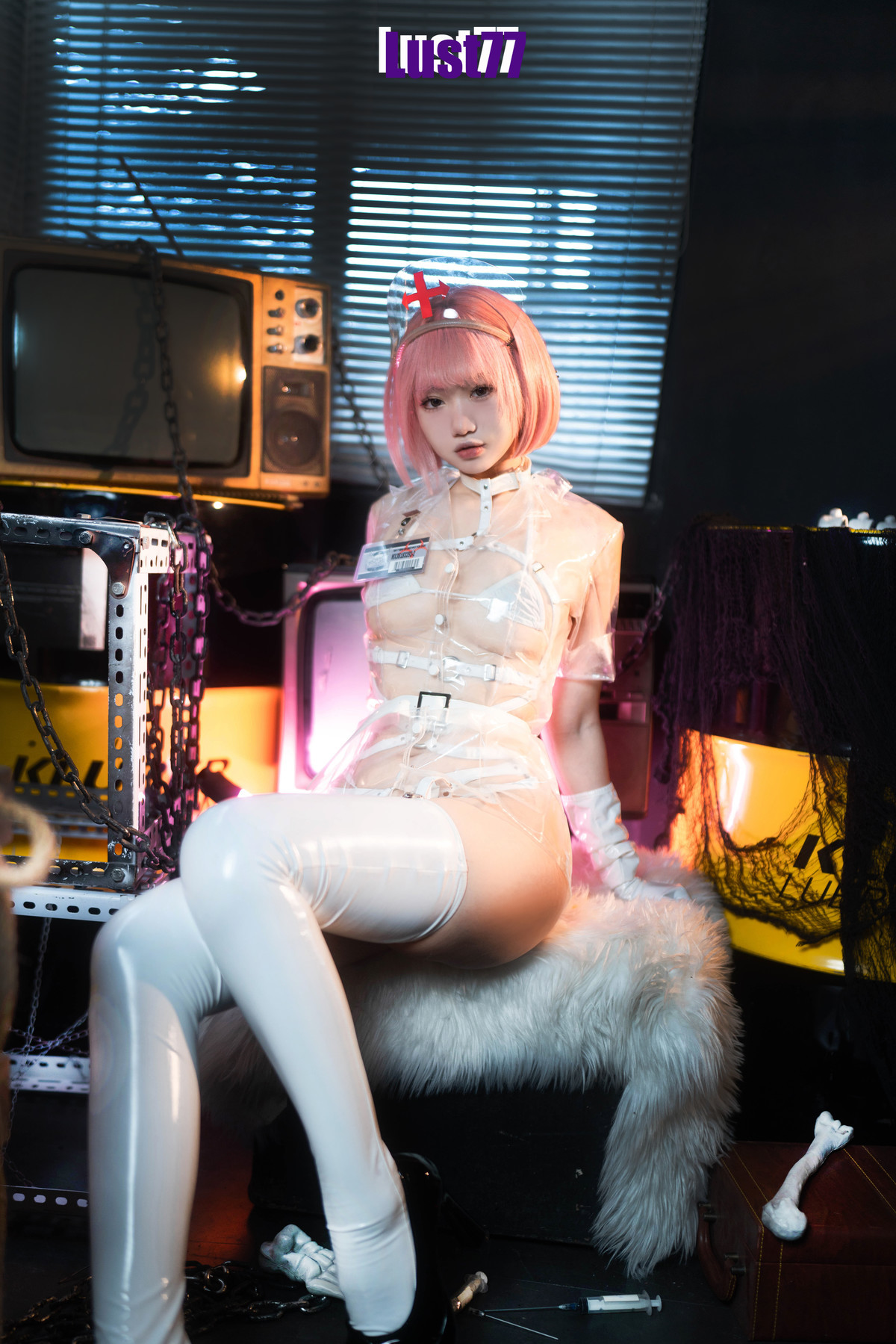 Cosplay 柒柒不可爱 夜勤护士 Set.01(41)