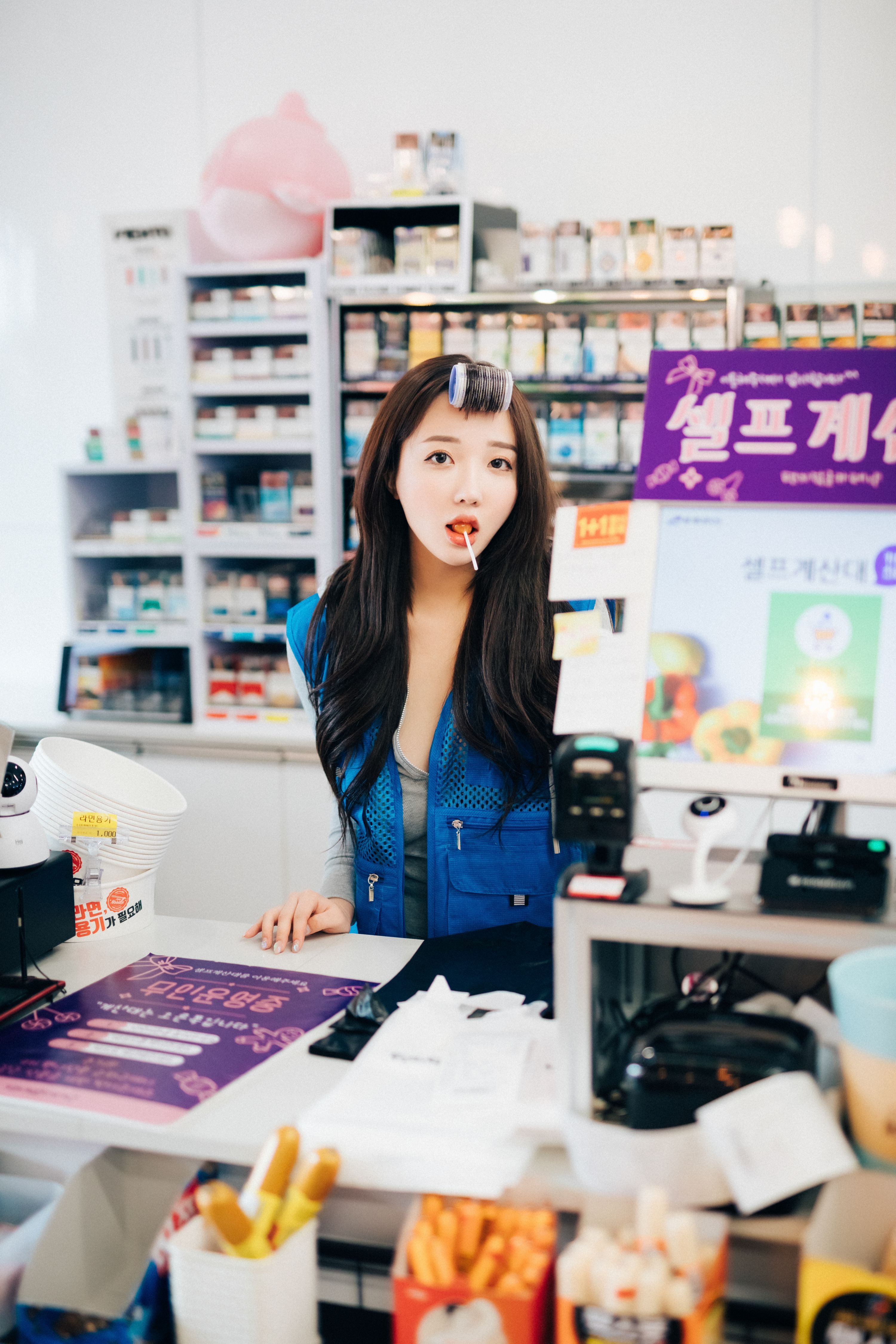 [Loozy] YeEun 손예은 - 便利店员工(22)