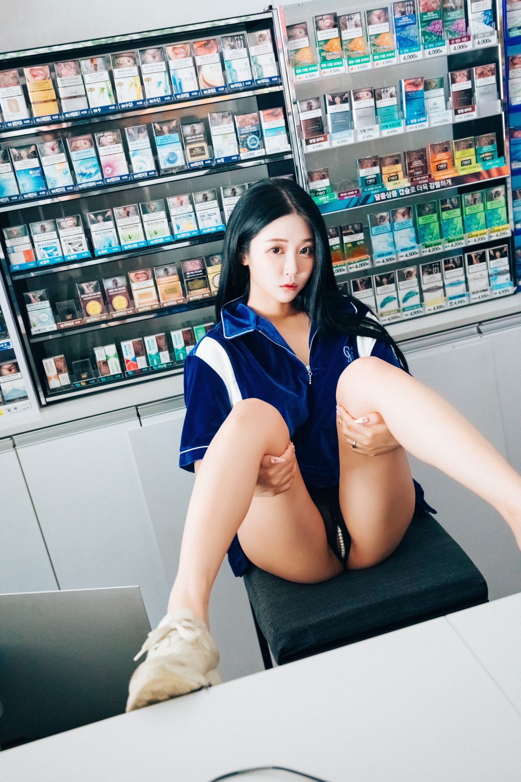 [Loozy] bomi Part Timer [124P-0.99GB](10)