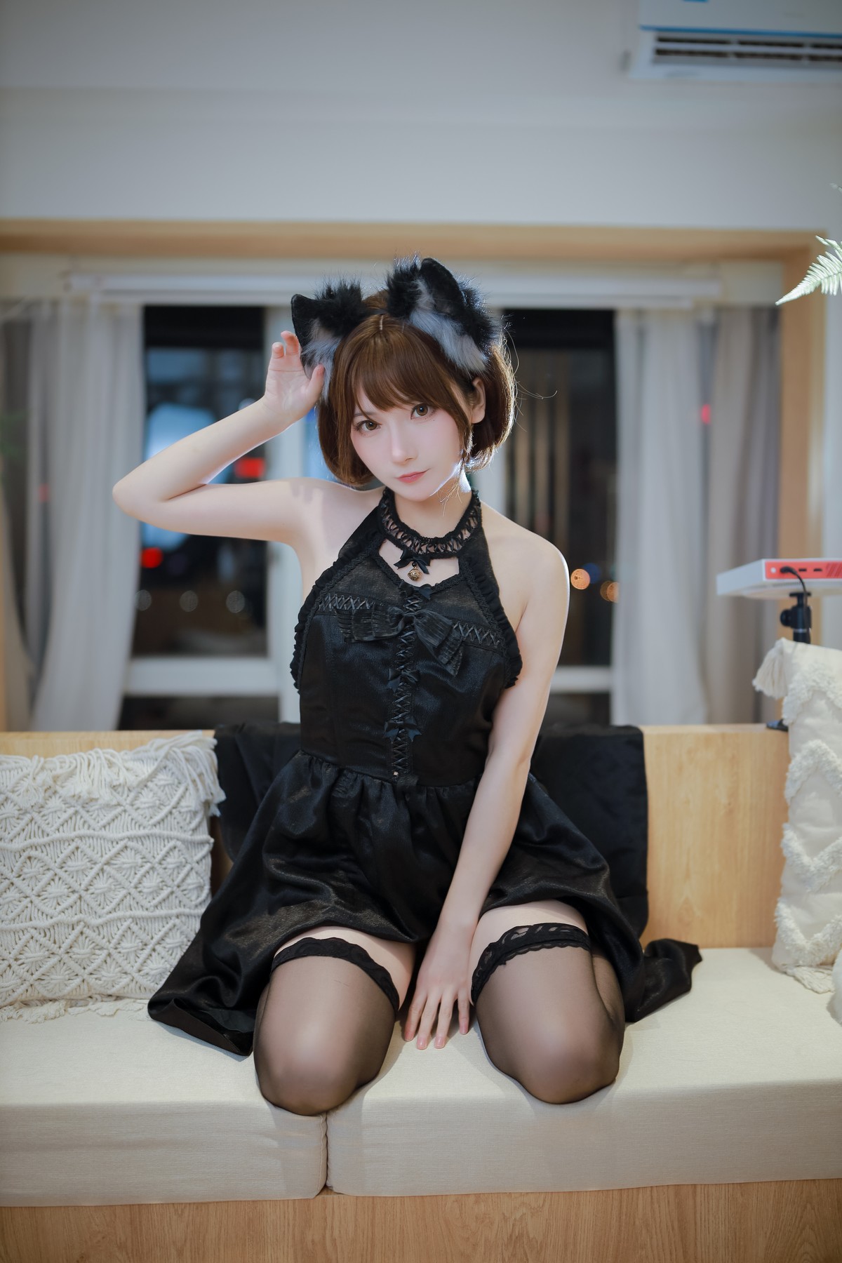 Cosplay 是三不是世 奴仆(16)