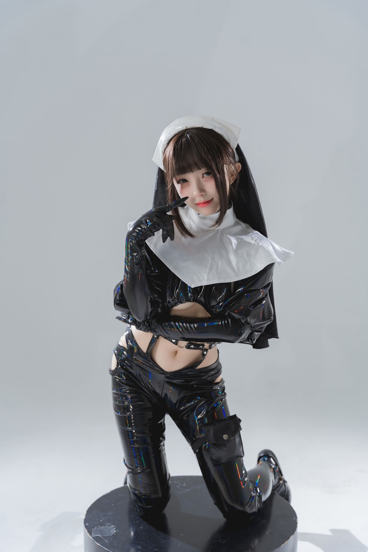 Cosplay 花铃 漆皮修女(29)