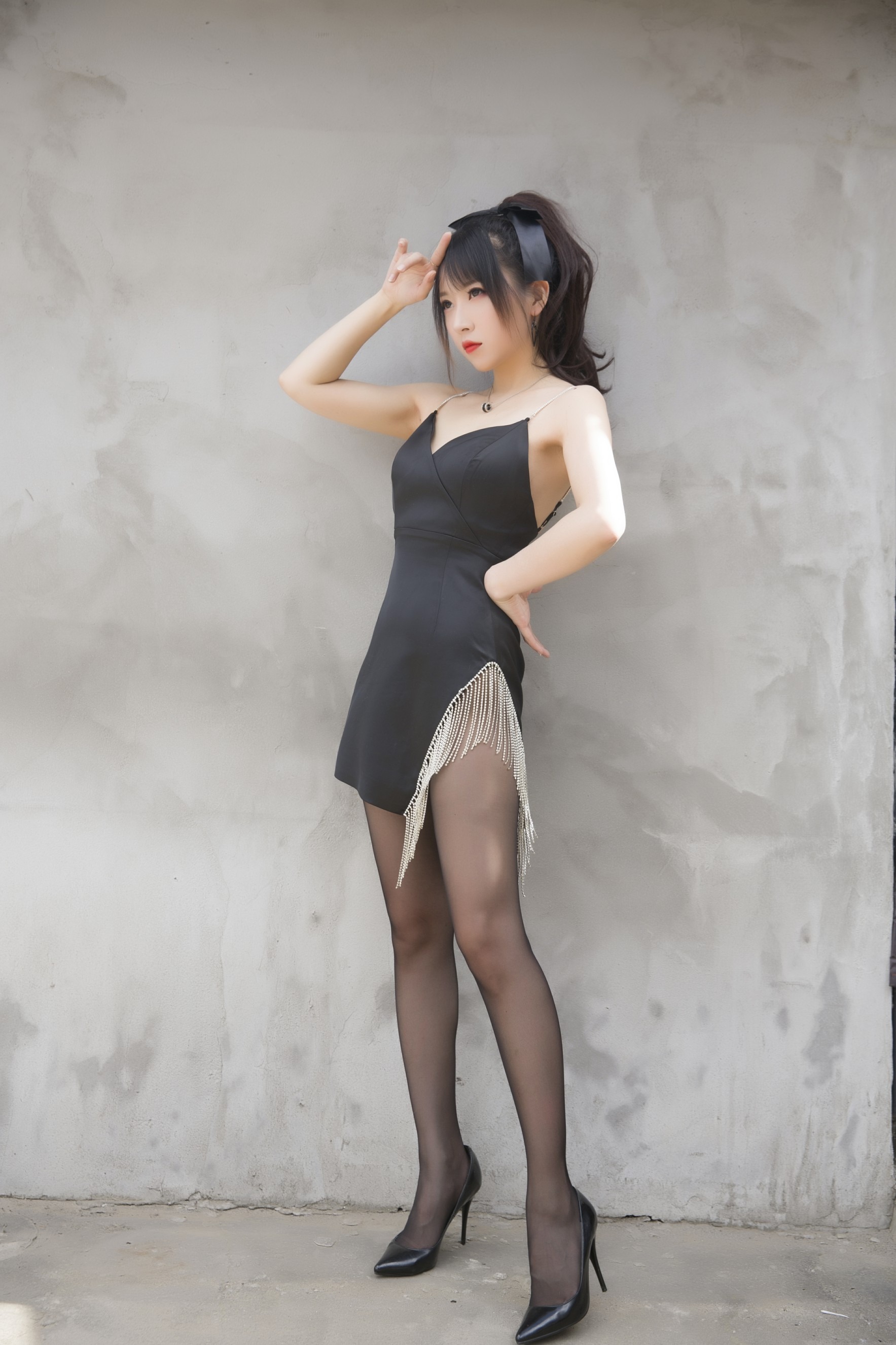 小女巫露娜 -  黑色流苏(23)