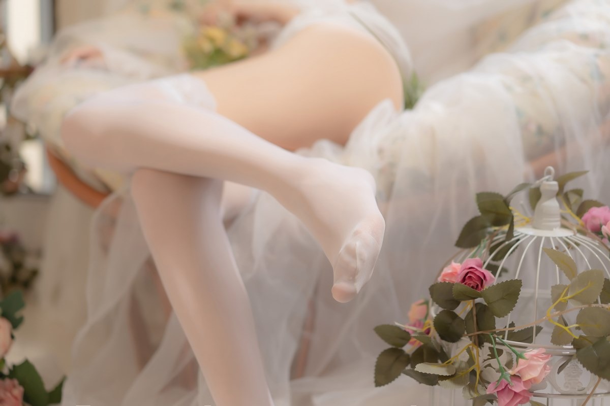 [Cos]过期米线线喵 - 坠落天使[64p](20)