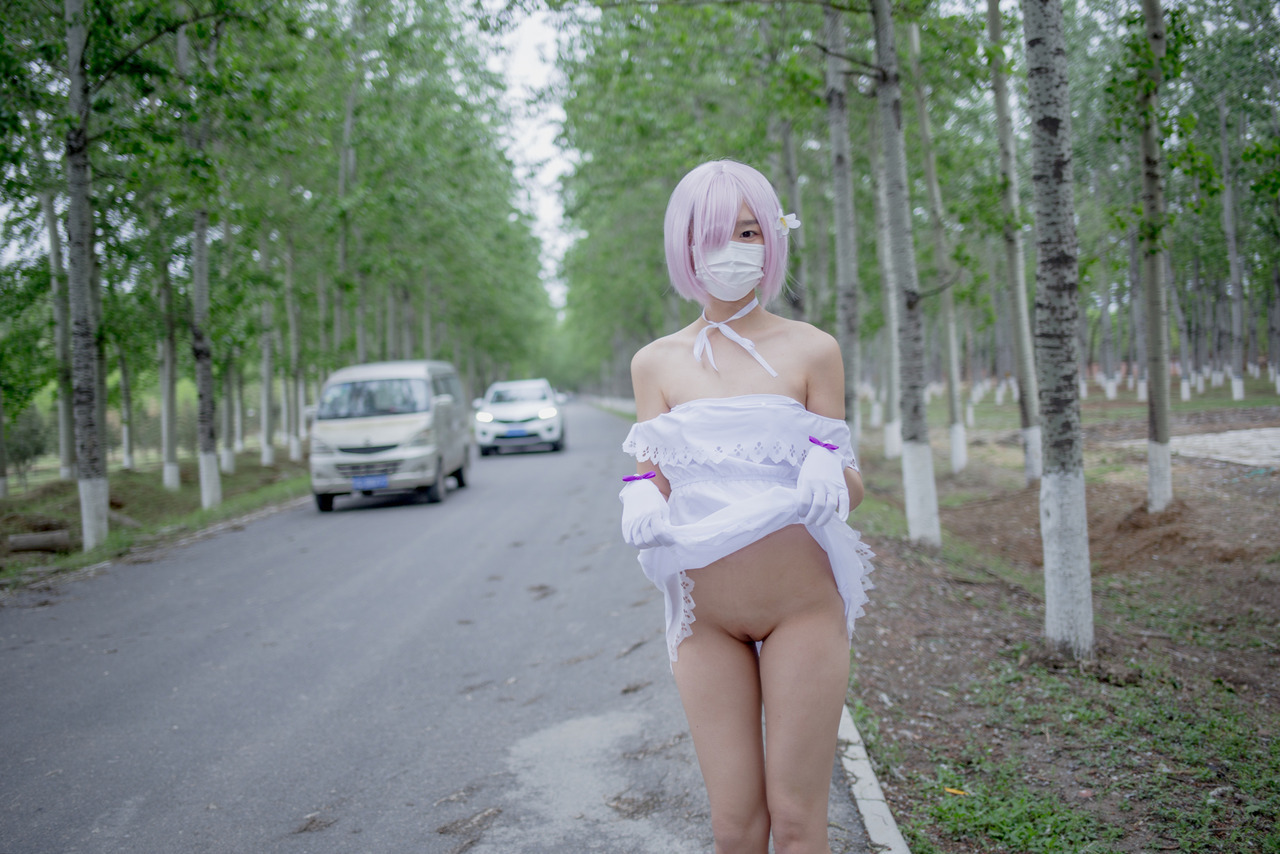 [Ayase_绫濑酱] マシュ・キリエライト露出 Mash Kyrielight Exhibitionism(7)