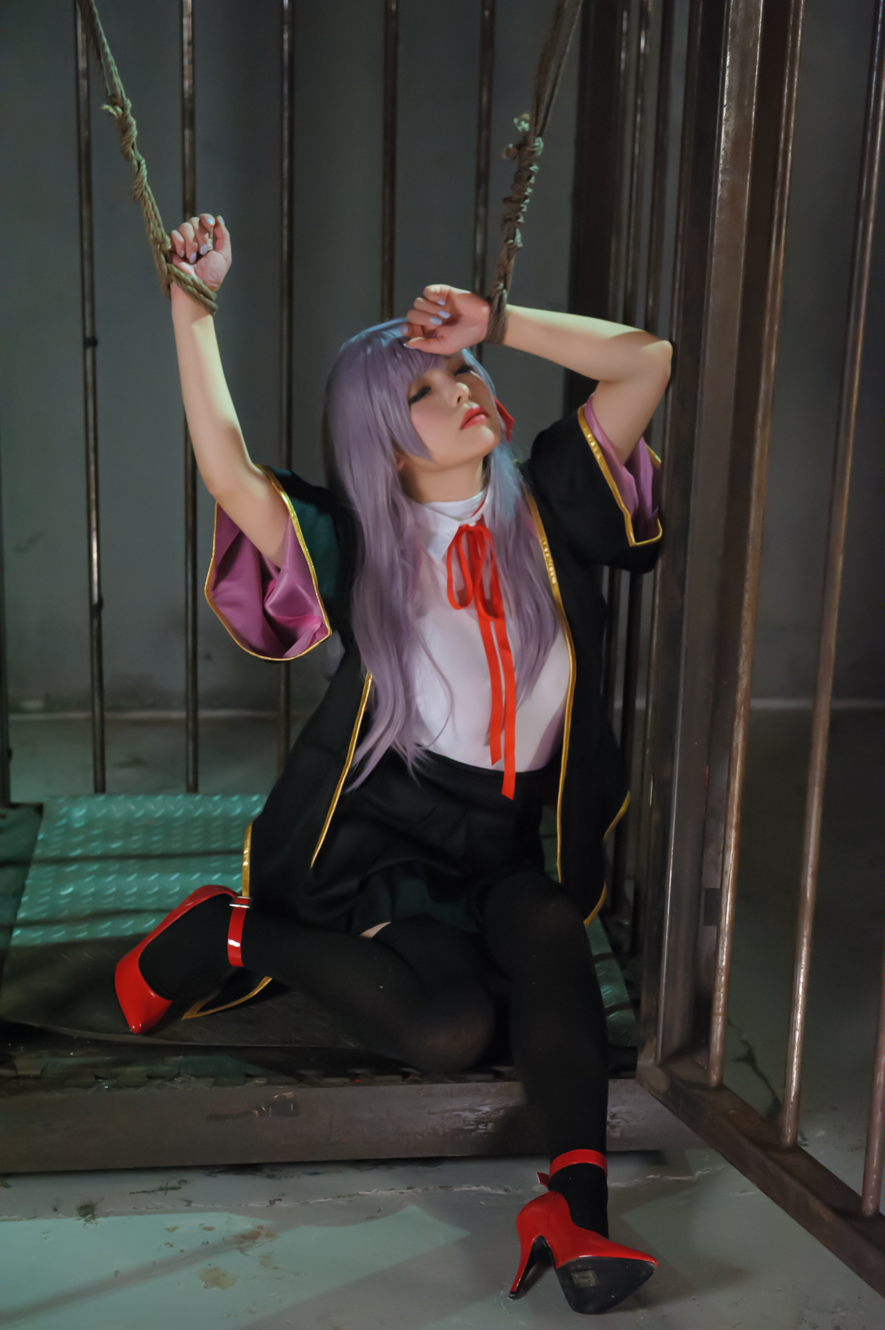 あなたが好きなのは？ダークな世界観で緊縛されている少女(12)