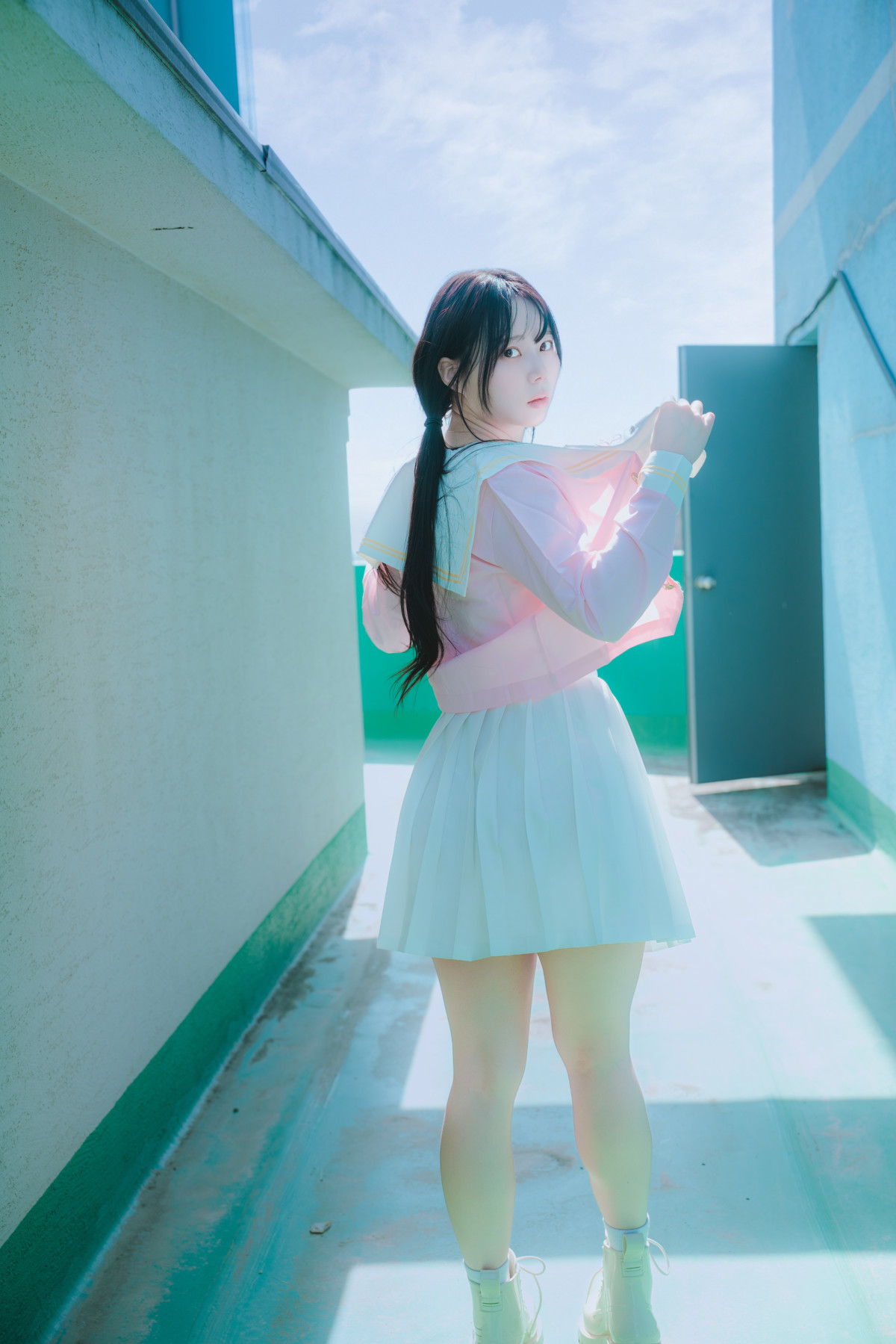 Myua 뮤아, Photobook &#8220;Pure&#8221;(34)