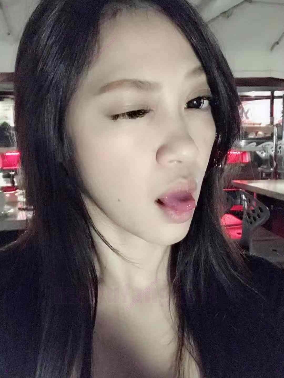 当过模特的前女友私密视频被渣男曝光(126)