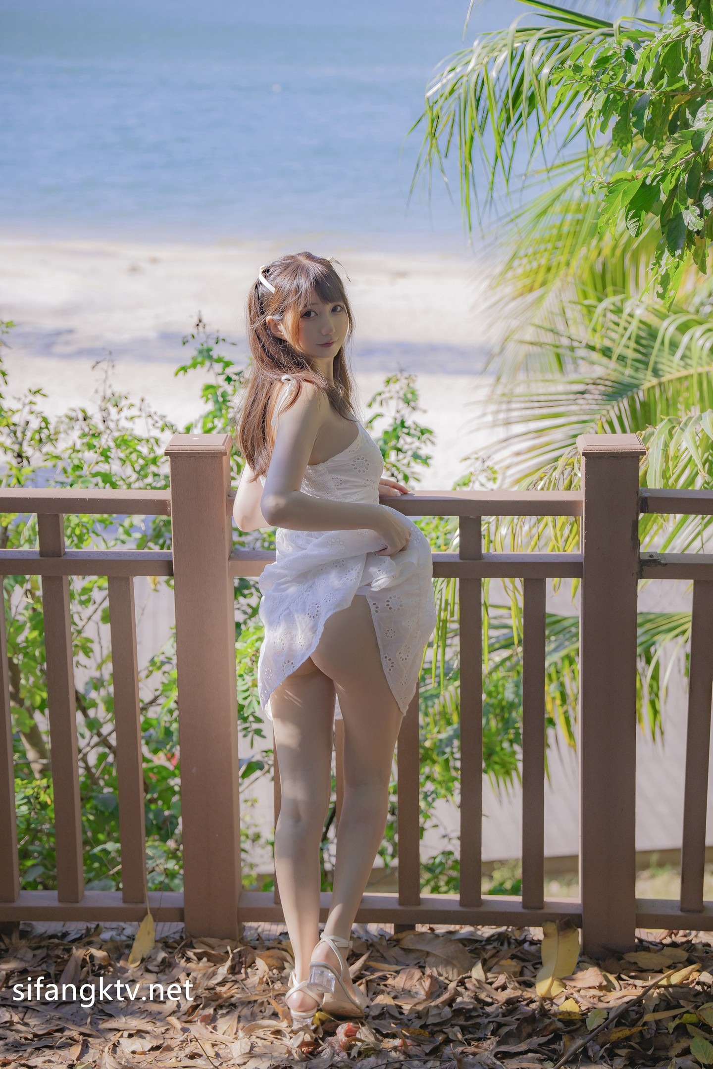 百万COS博主 Onlyfans nagisa魔物喵(122)