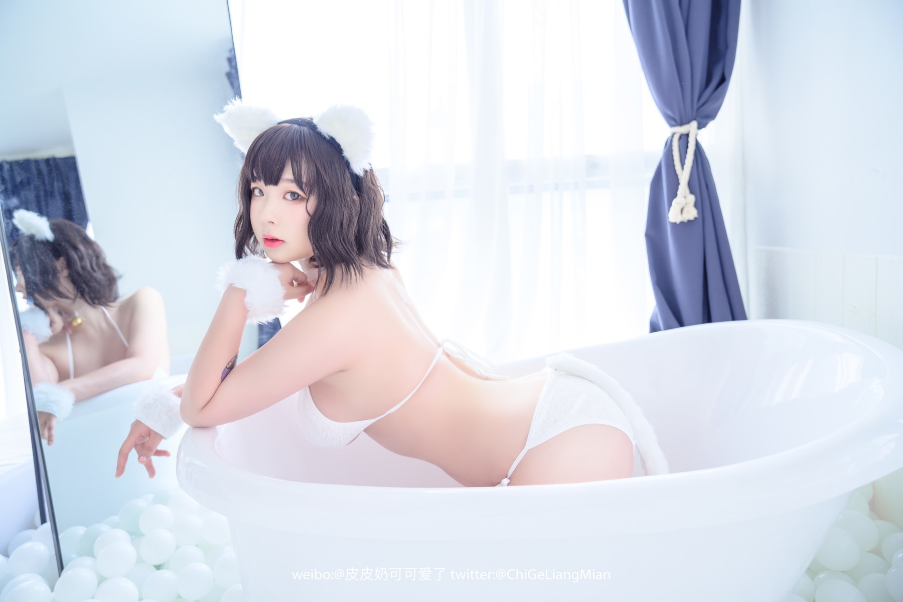 Cosplay 皮皮奶可可爱了啦 白猫(12)