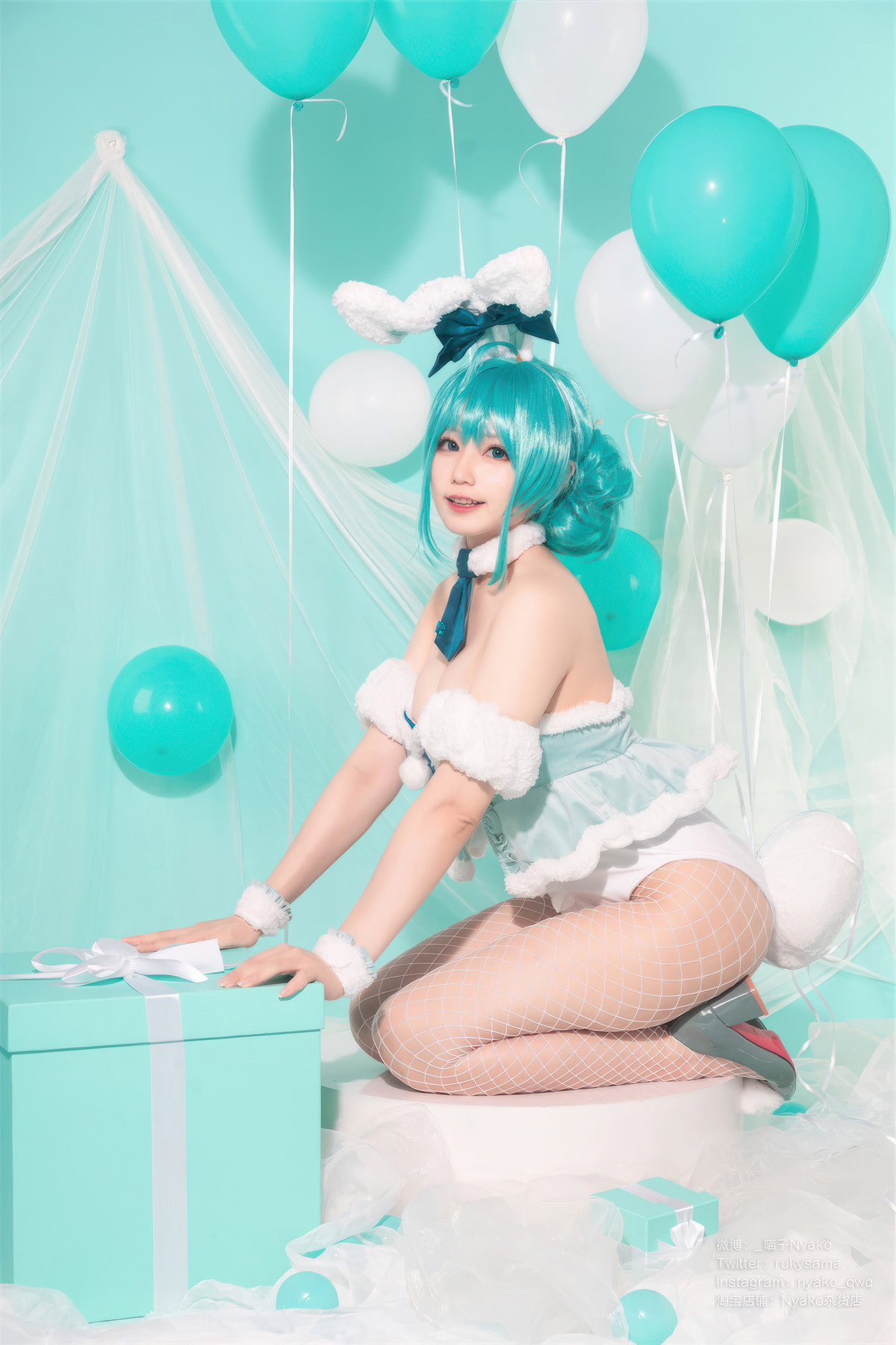 Cosplay Nyako喵子 初音白兔(2)
