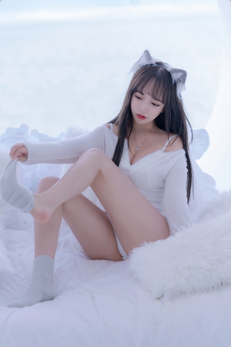 [Cos]过期米线线喵 - 小白狼[56P](31)