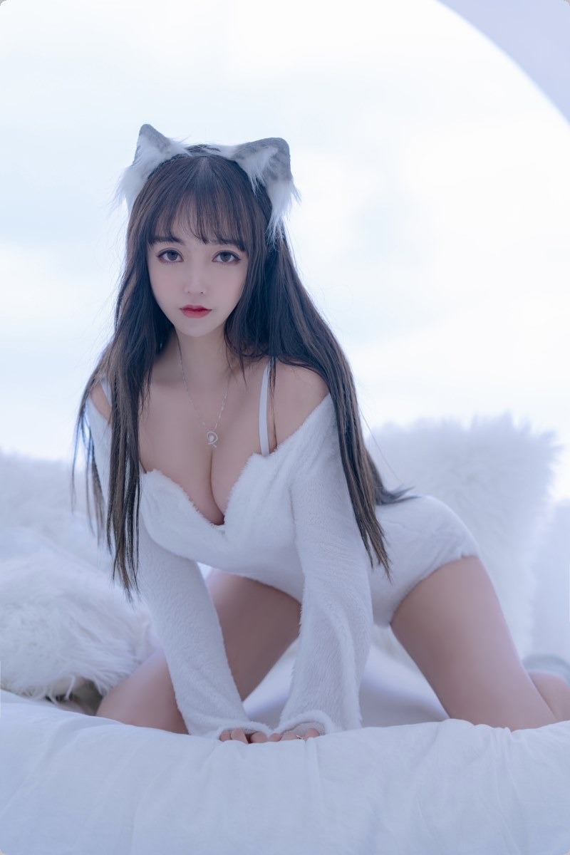 [Cos]过期米线线喵 - 小白狼[56P](22)