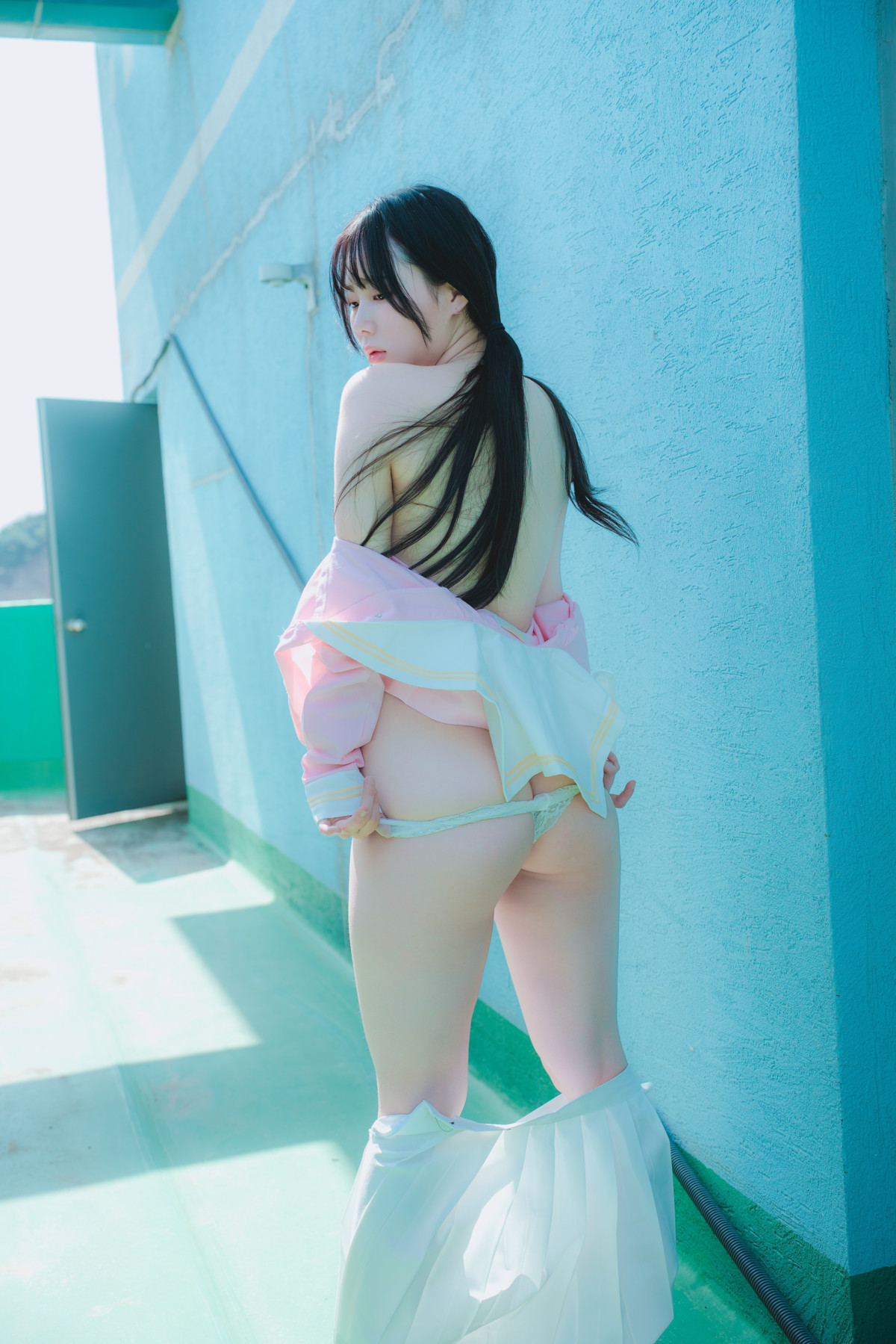 Myua 뮤아, Photobook &#8220;Pure&#8221;(31)