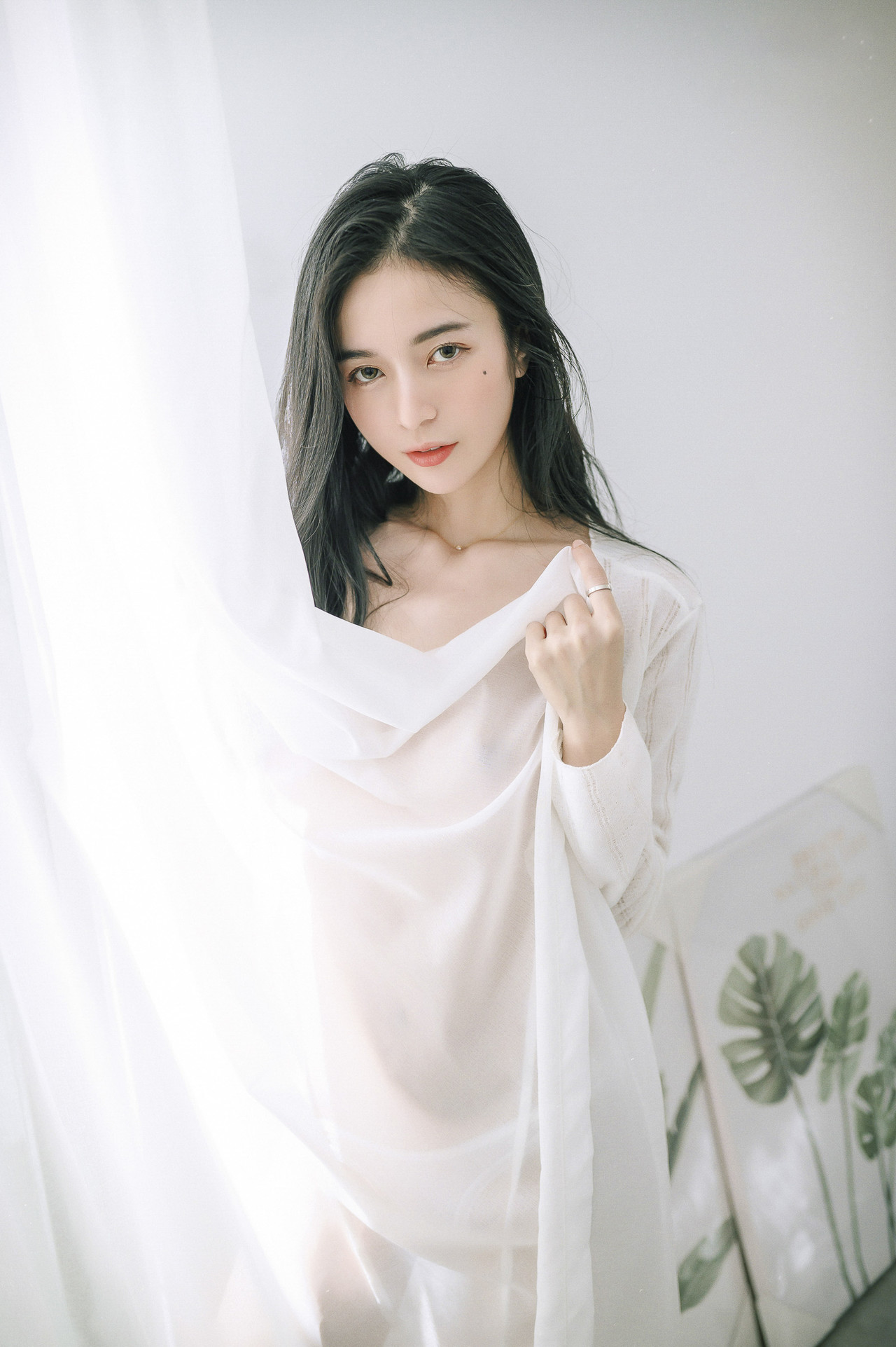 JVID精品 超仙辰辰 💕 仙女下凡玩遊戲輸了，成為任你使喚、讓你舒服的一日女友，隱藏版更多超性感畫面唷！(30)