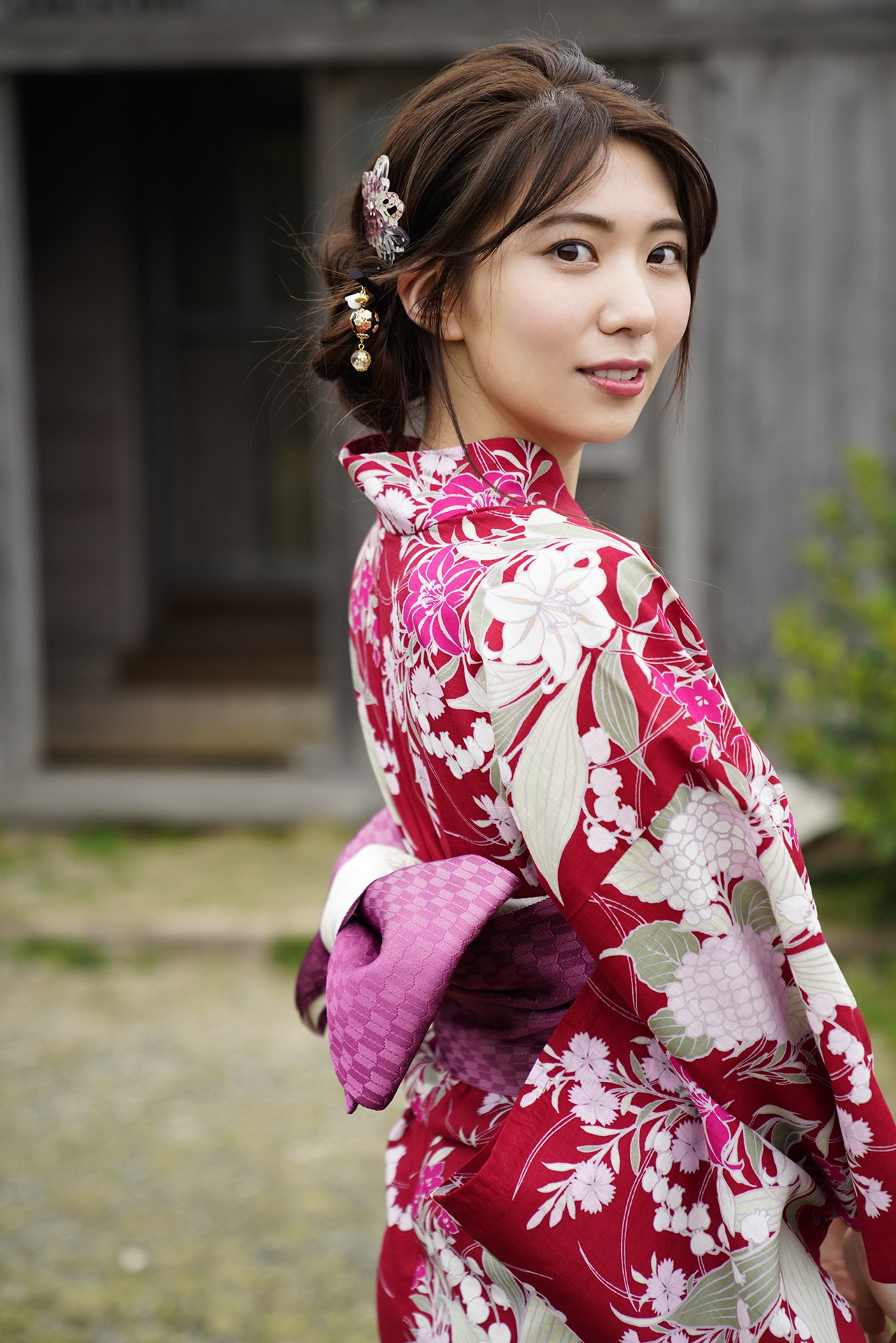 山岸逢花 抱いて… 花と逢ｰ最終章ｰ アサ芸SEXY 62P(2)
