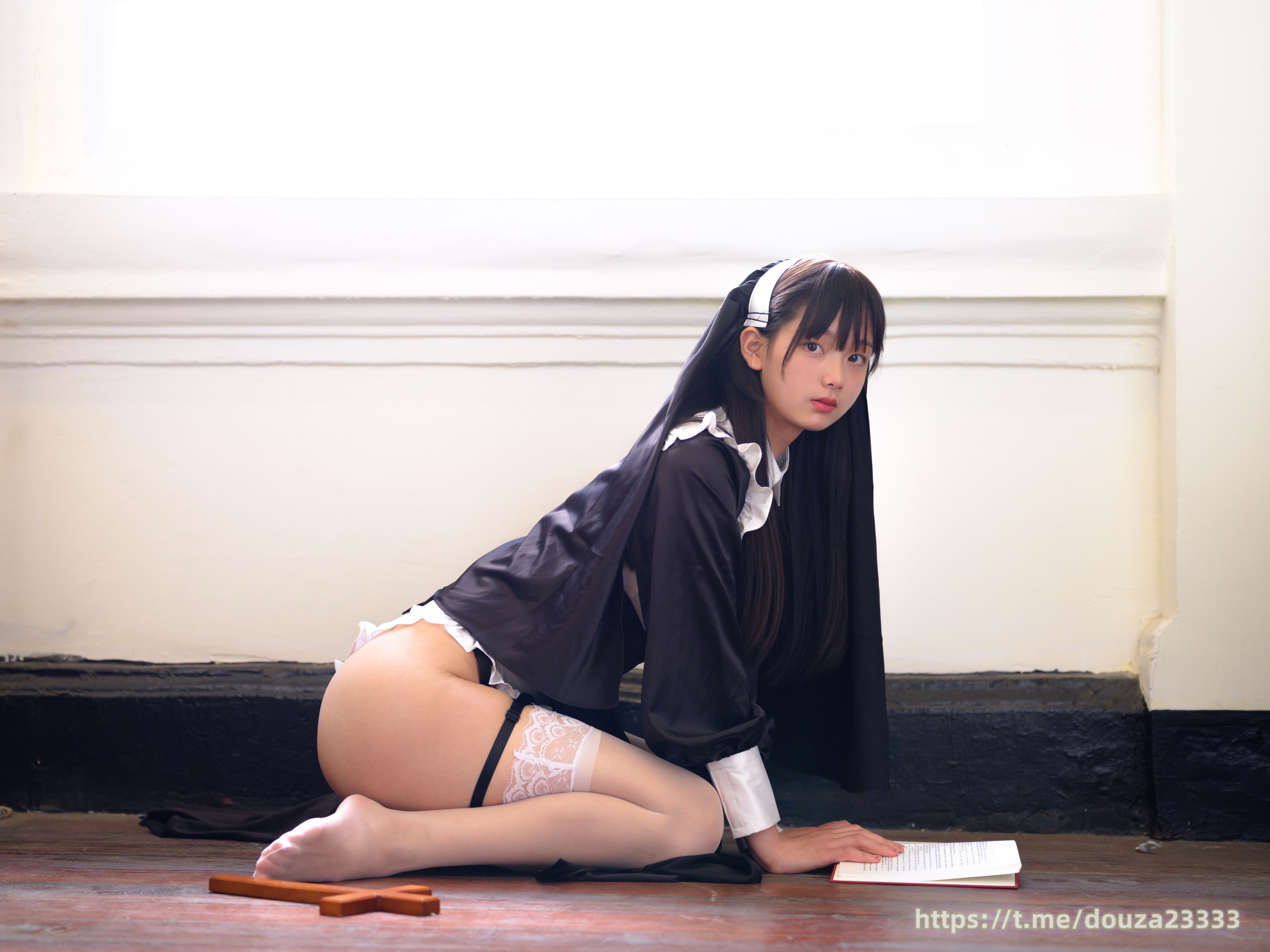 赤西夜夜 修女R18（9月22打赏群资源）(21)