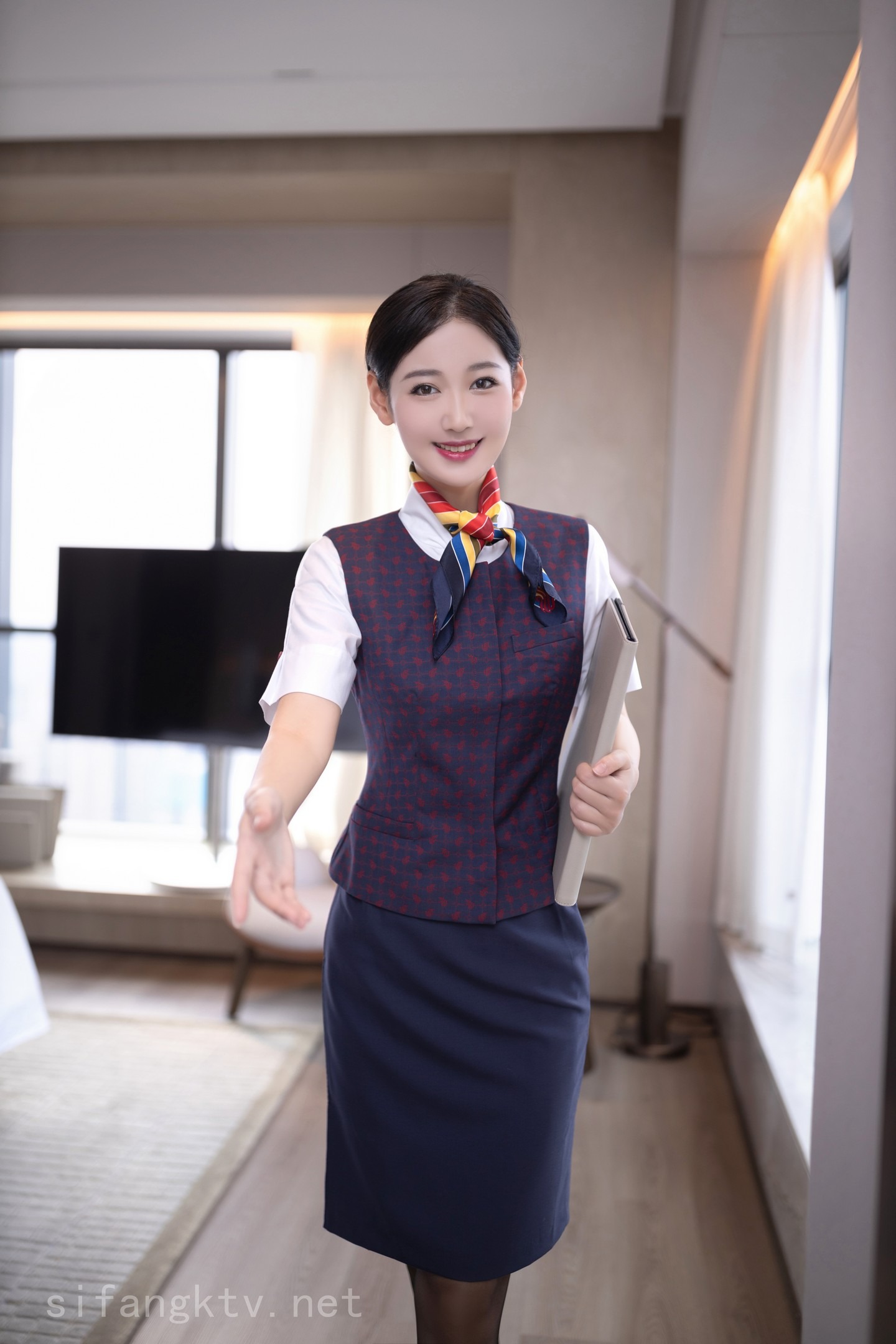 秀人极品嫩模『唐安琪』 最美国航空姐(7)