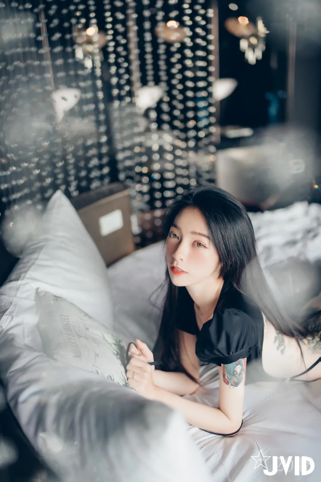 JVID精品 韩国女神飄飄 黑 超猛激凸遮不住 白 透透睡衣 不管怎樣的飄飄都好正啊!! Vol.01(14)