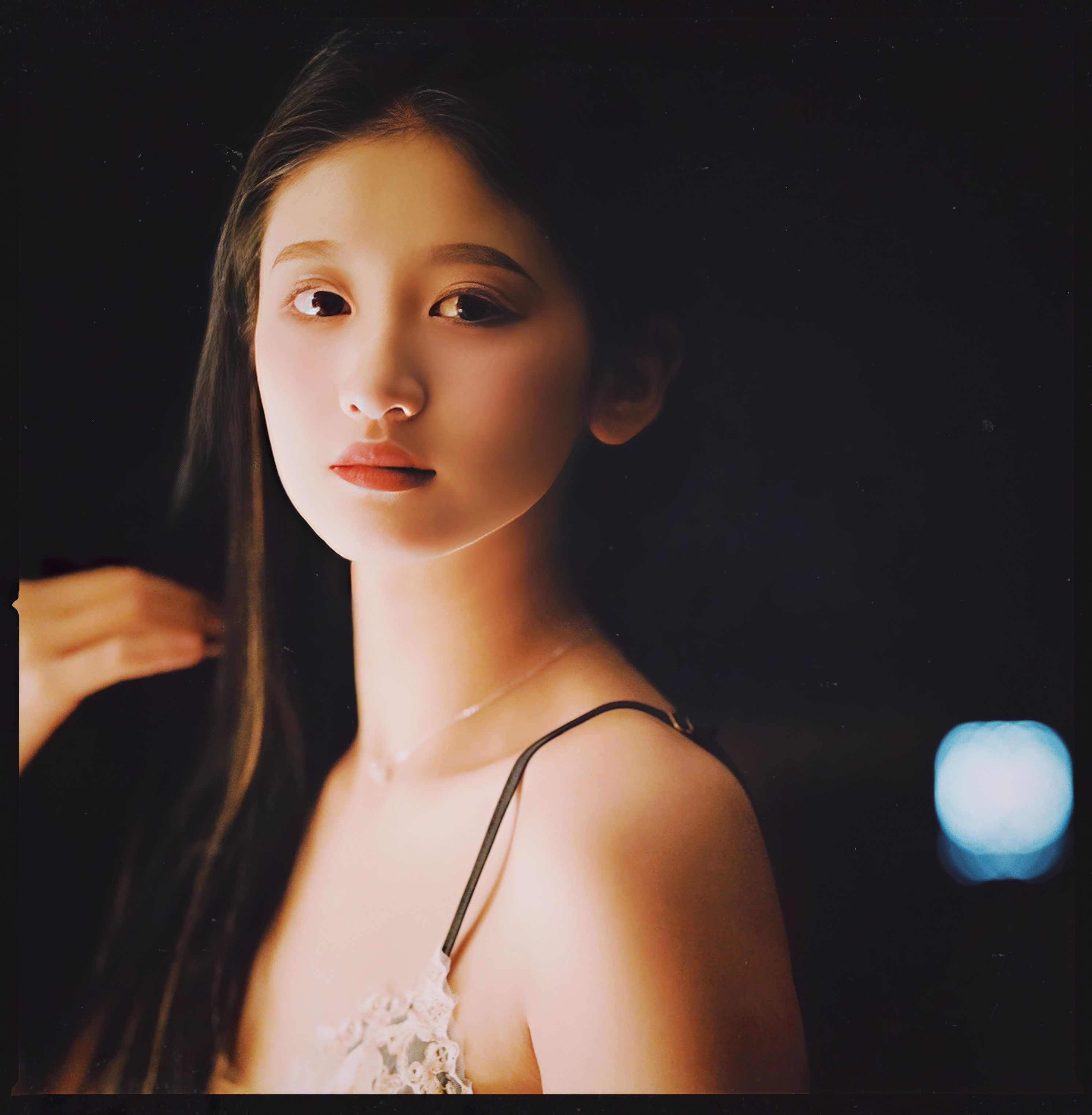 美女模特彤彤大尺度私房(10)