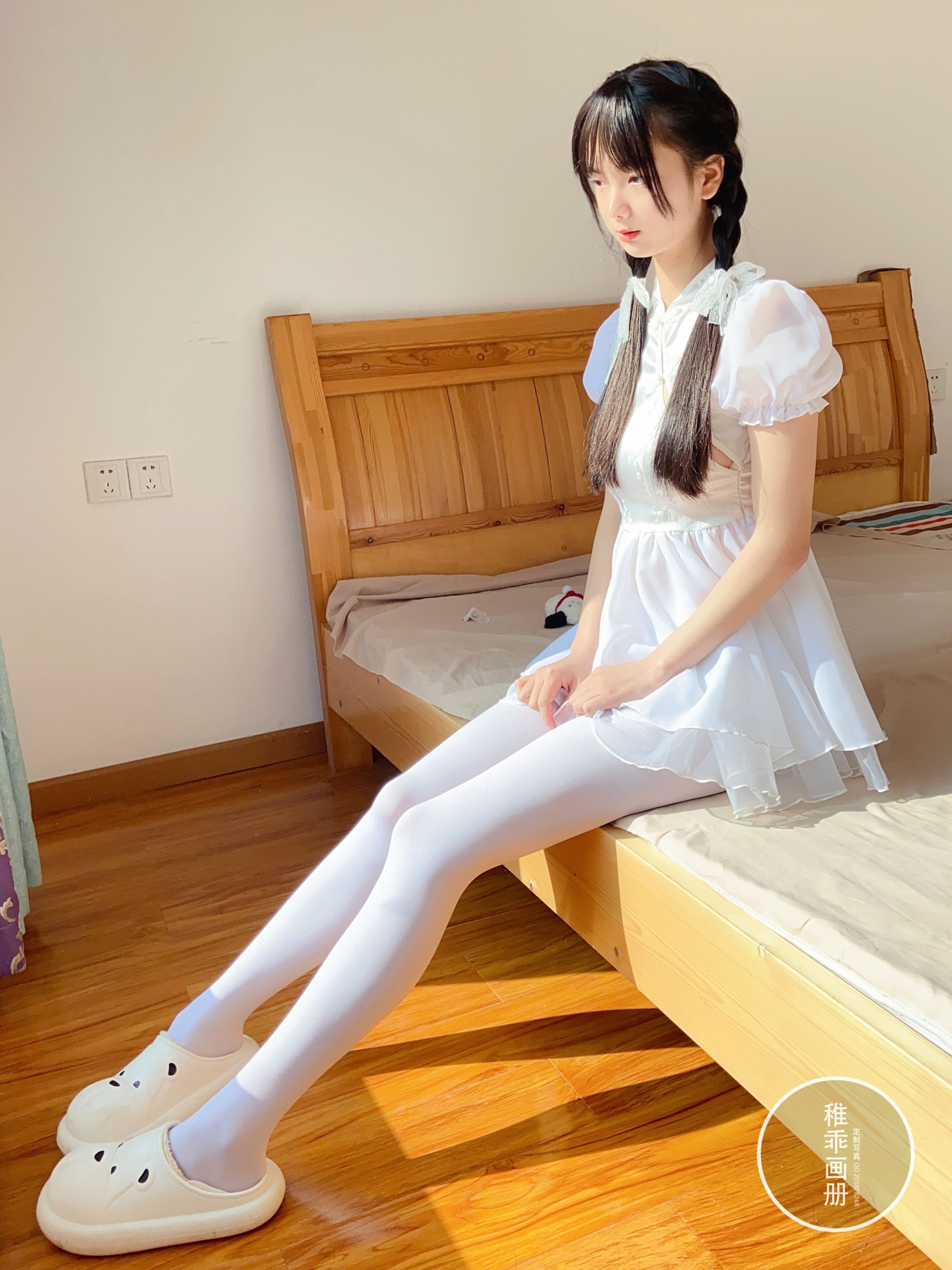 稚乖画册 夜夜 嬉戏 80d白丝 [74P1V-368MB](5)