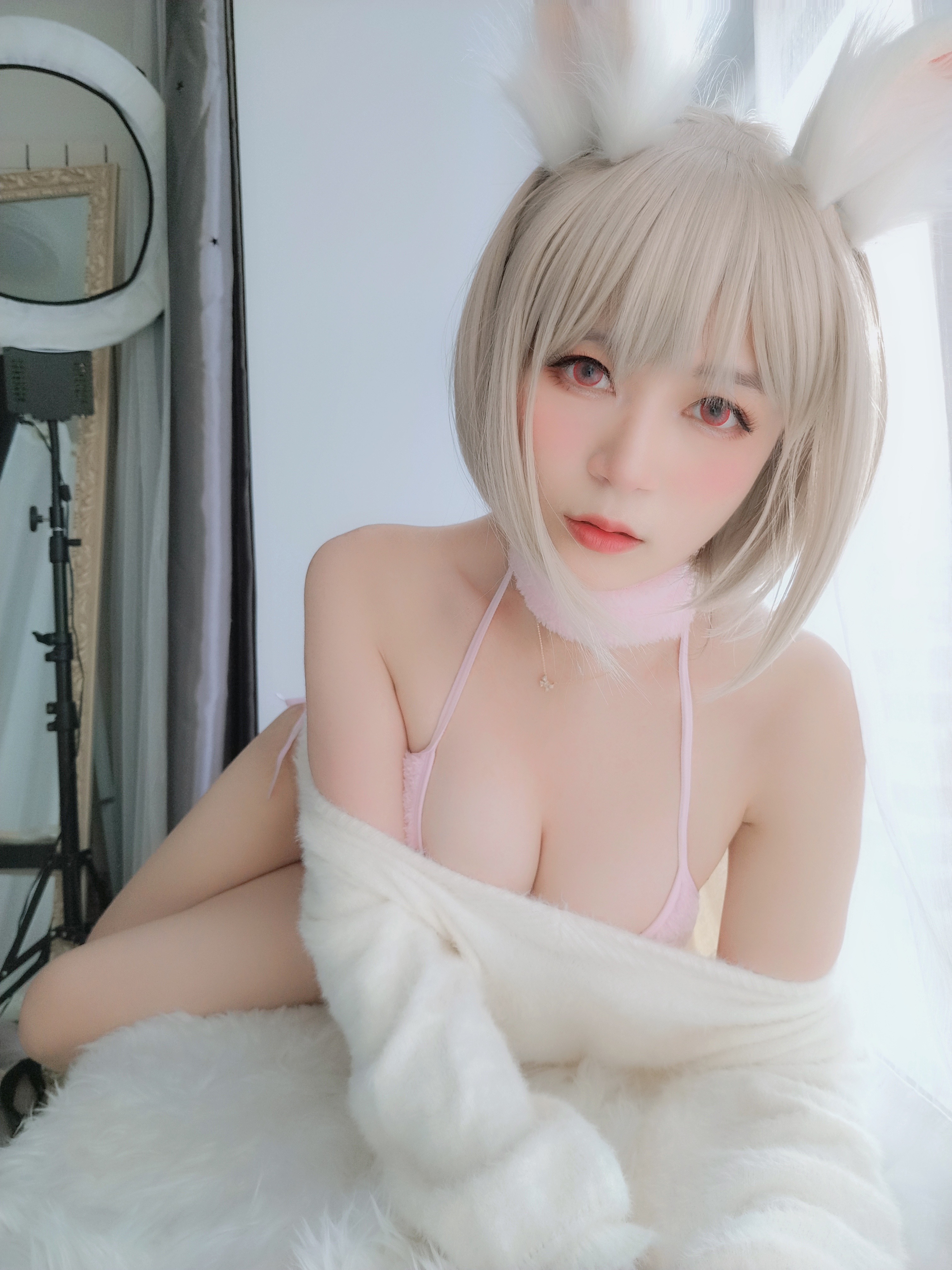 白银81 - 小白兔 105P(103)