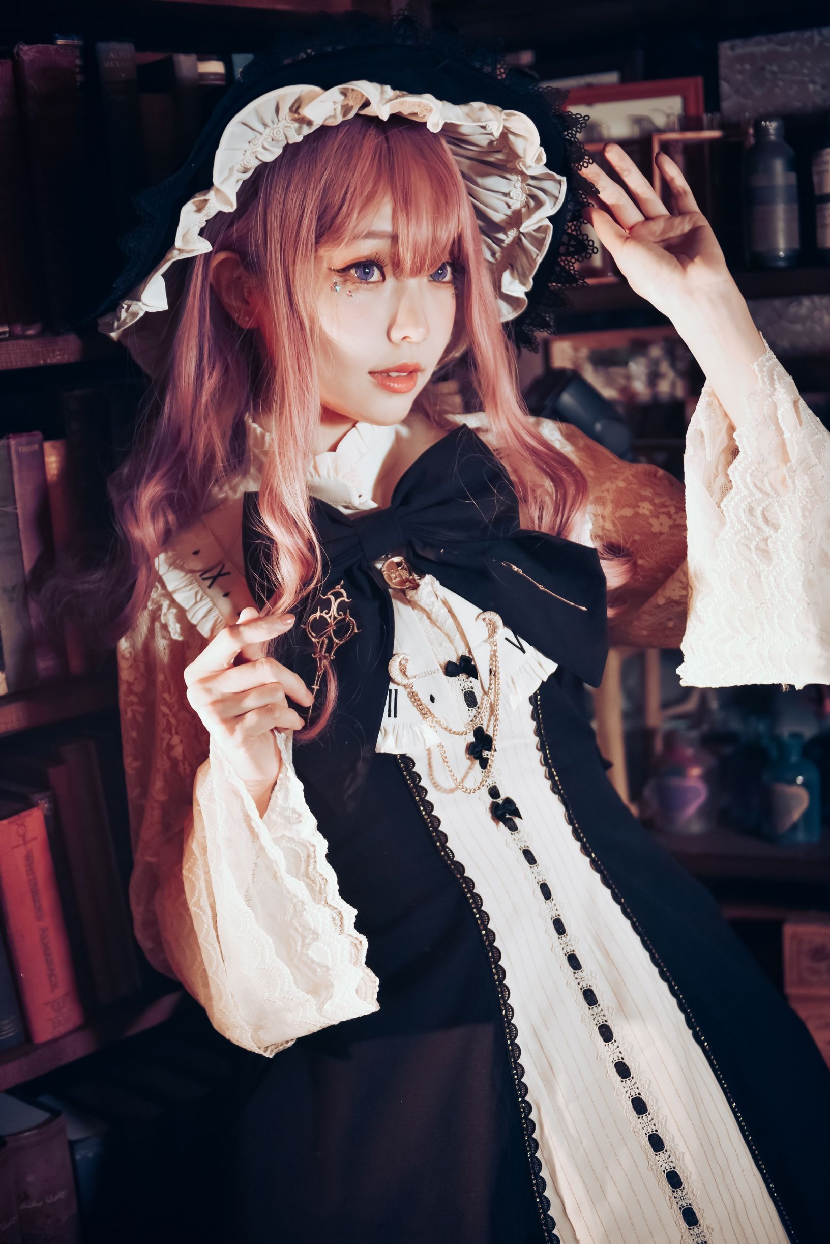 10 Witch Time [47P-162MB](39)