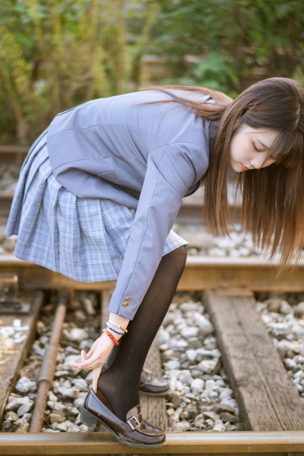 镜酱-私奔 制服[30P](6)