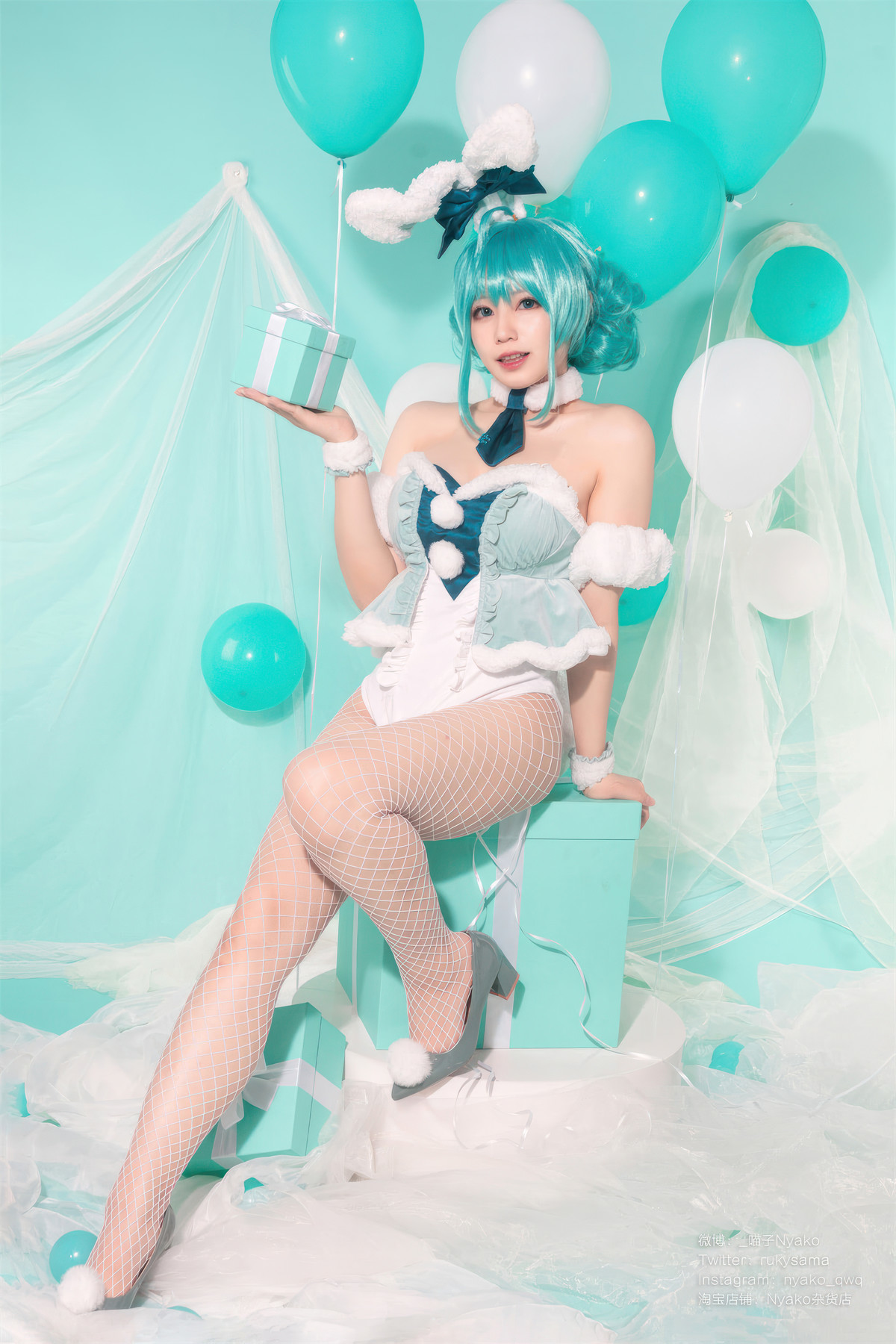 Cosplay Nyako喵子 初音白兔(11)