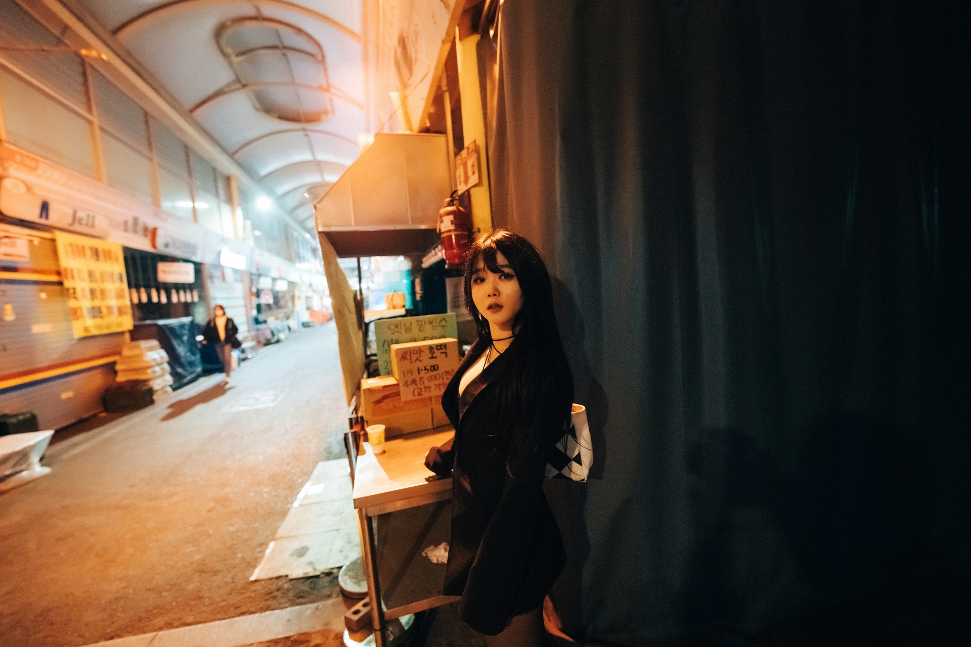 ZIA.Kwon 권지아, [Loozy] XXX At Night Road Set.02