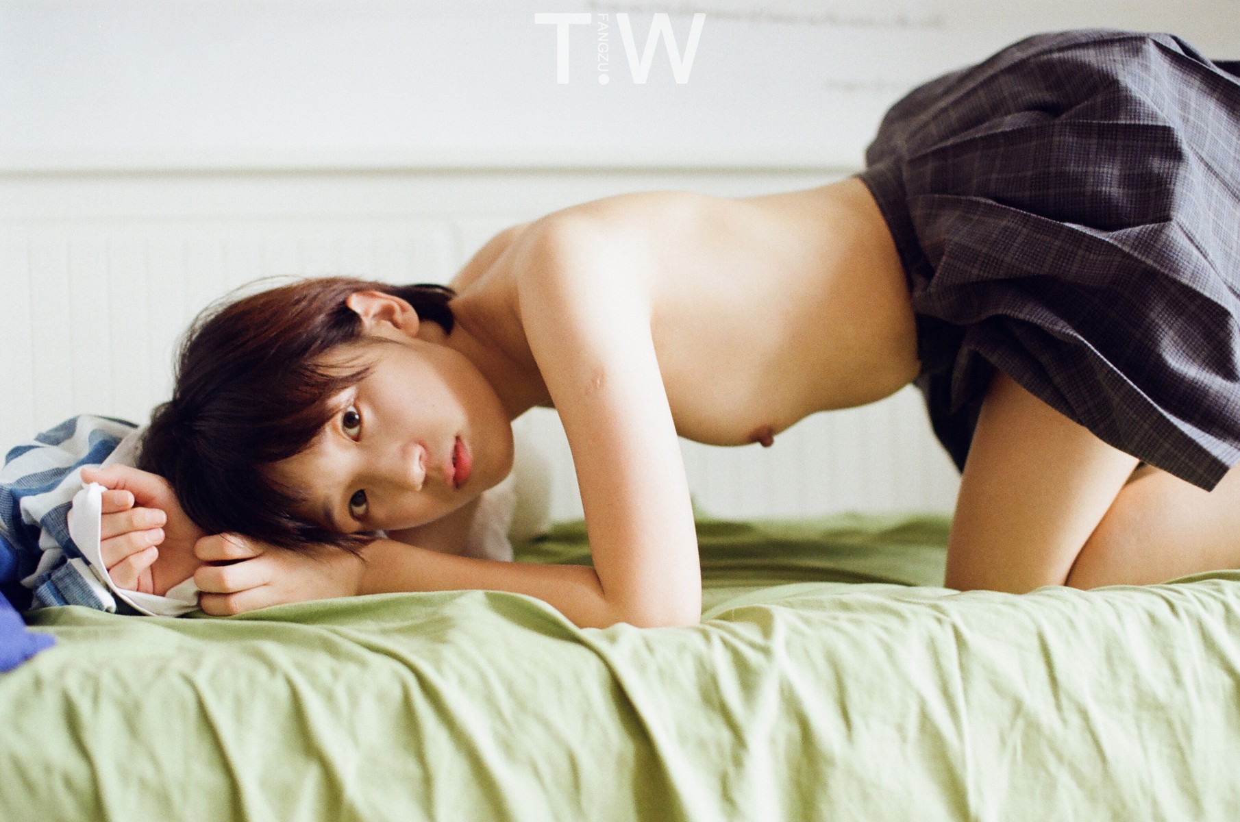 TW芳作清純少女系攝影作品四部合集 Vol.04(18)
