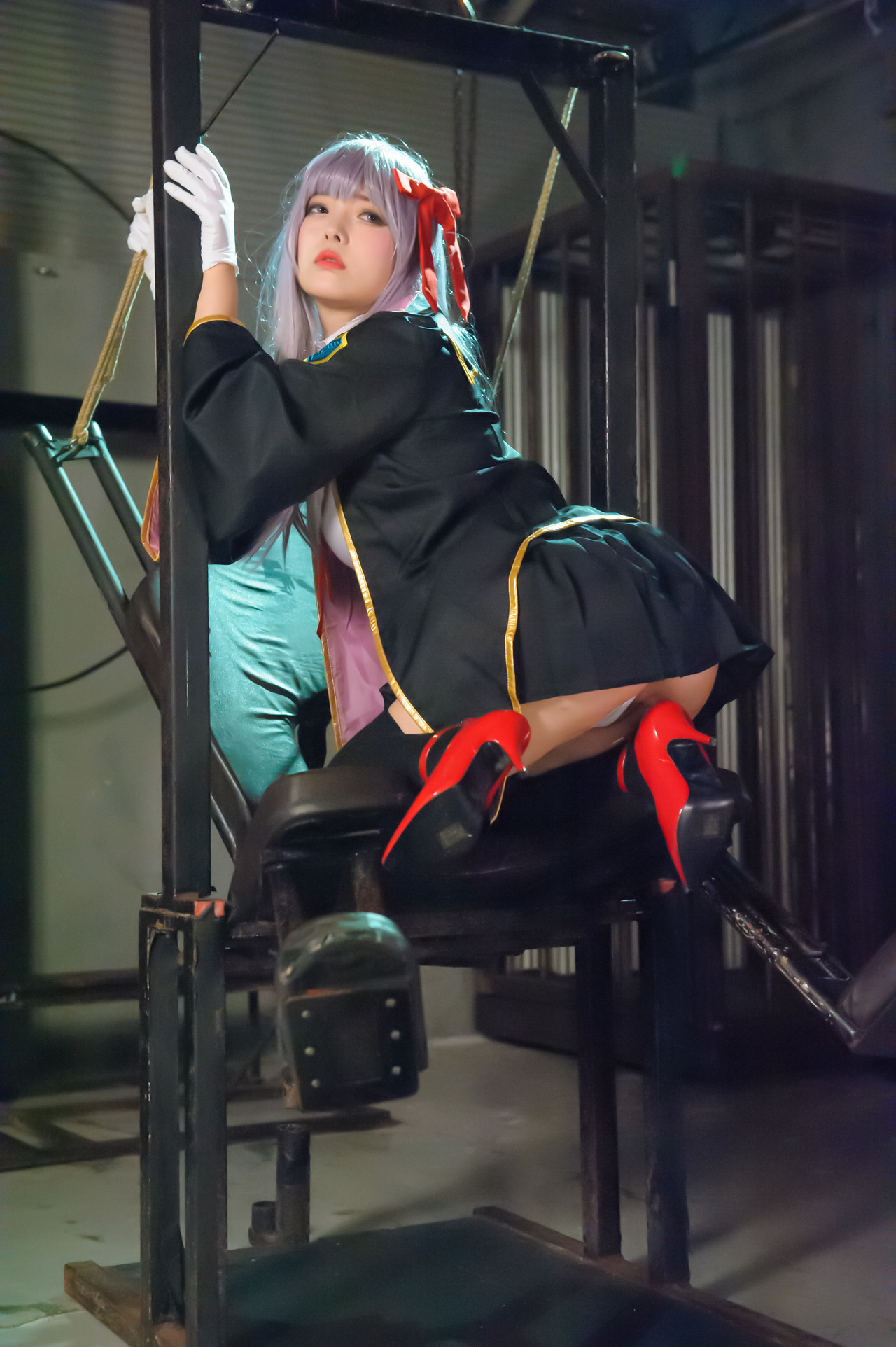 あなたが好きなのは？ダークな世界観で緊縛されている少女(47)
