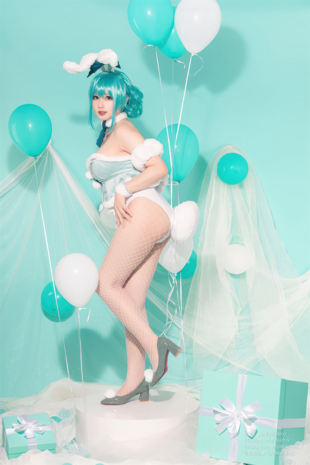 Cosplay Nyako喵子 初音白兔(22)