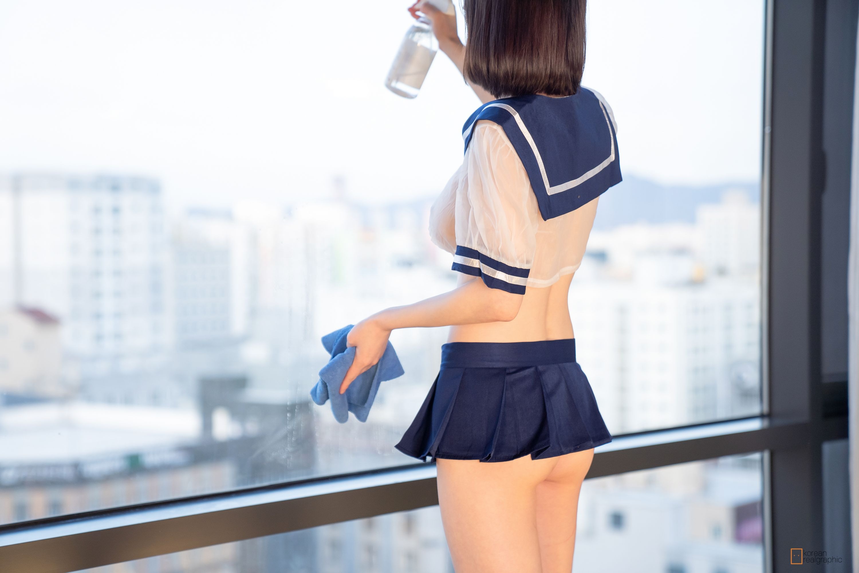 Realgraphic NO.50 美少女清洁工 [14P2V](8)