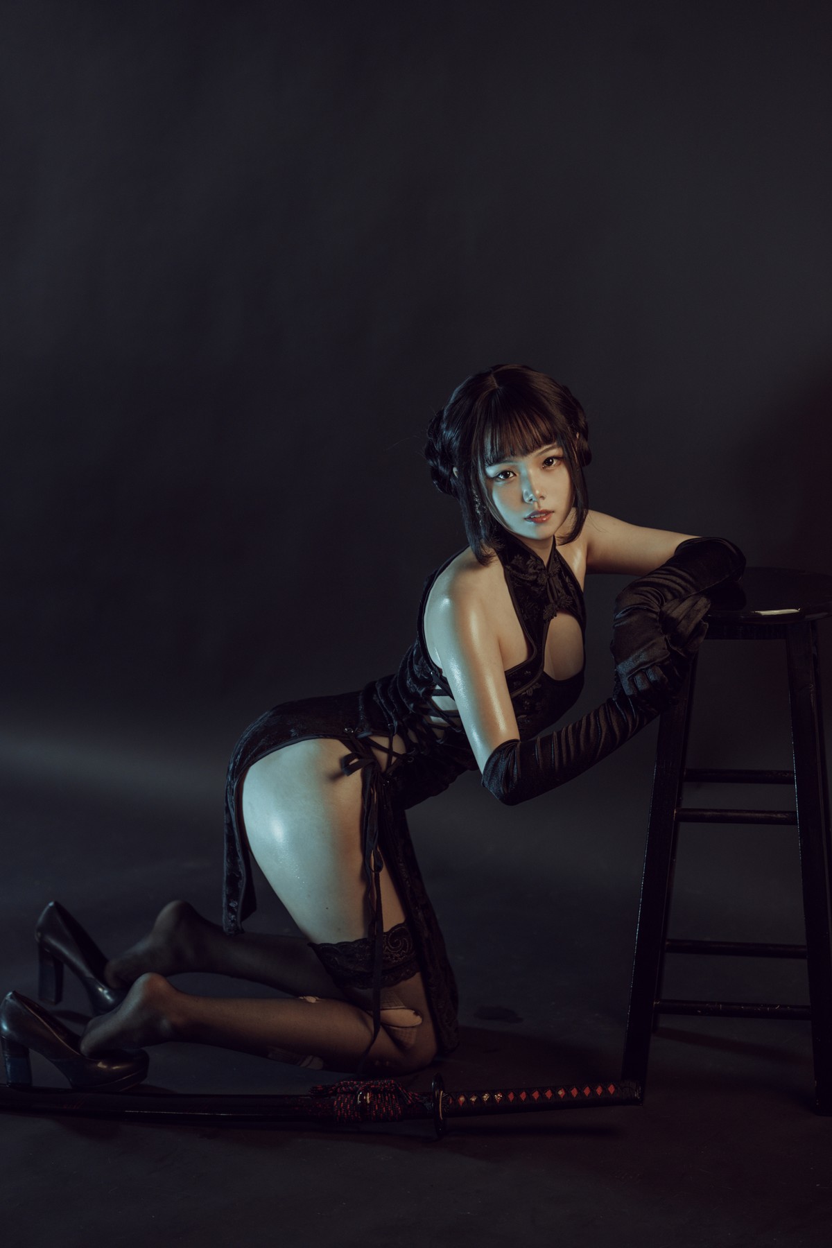 Cosplay 七月喵子 穿旗袍耍剑(25)