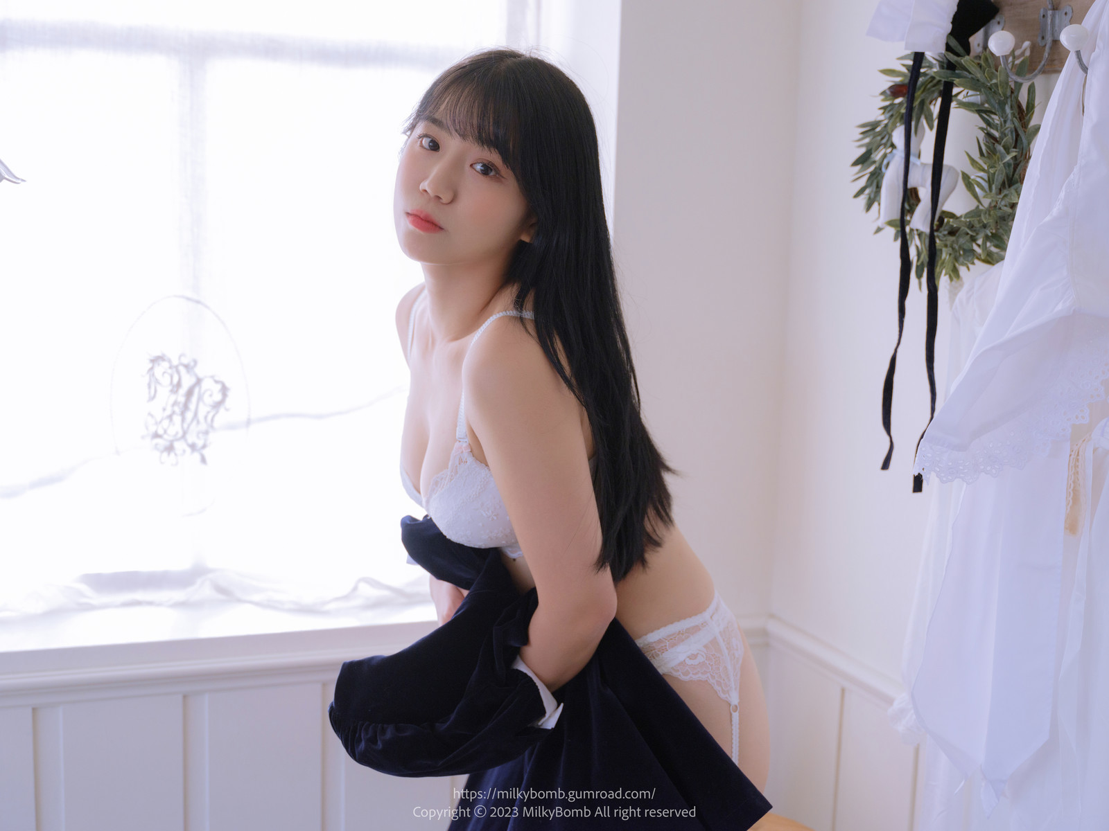 Yui 유이, [MilkyBomb] Maid Set.02(45)