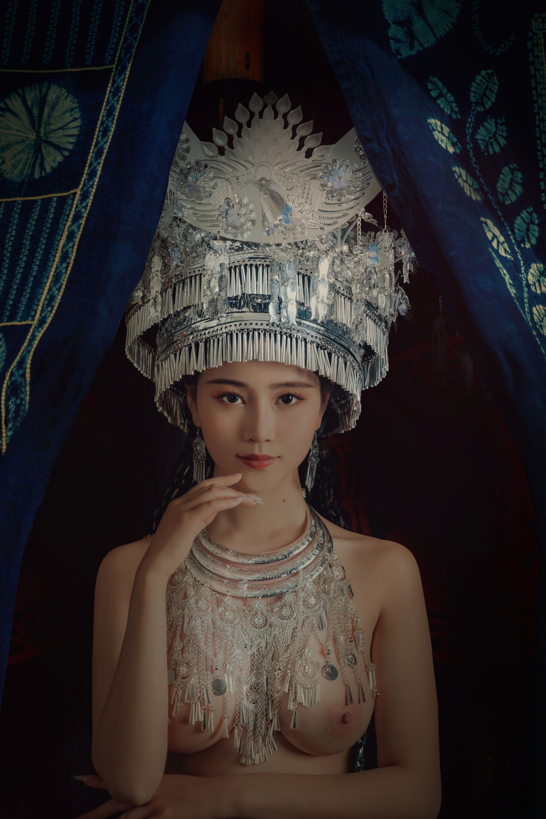 年年 苗疆少女(18)