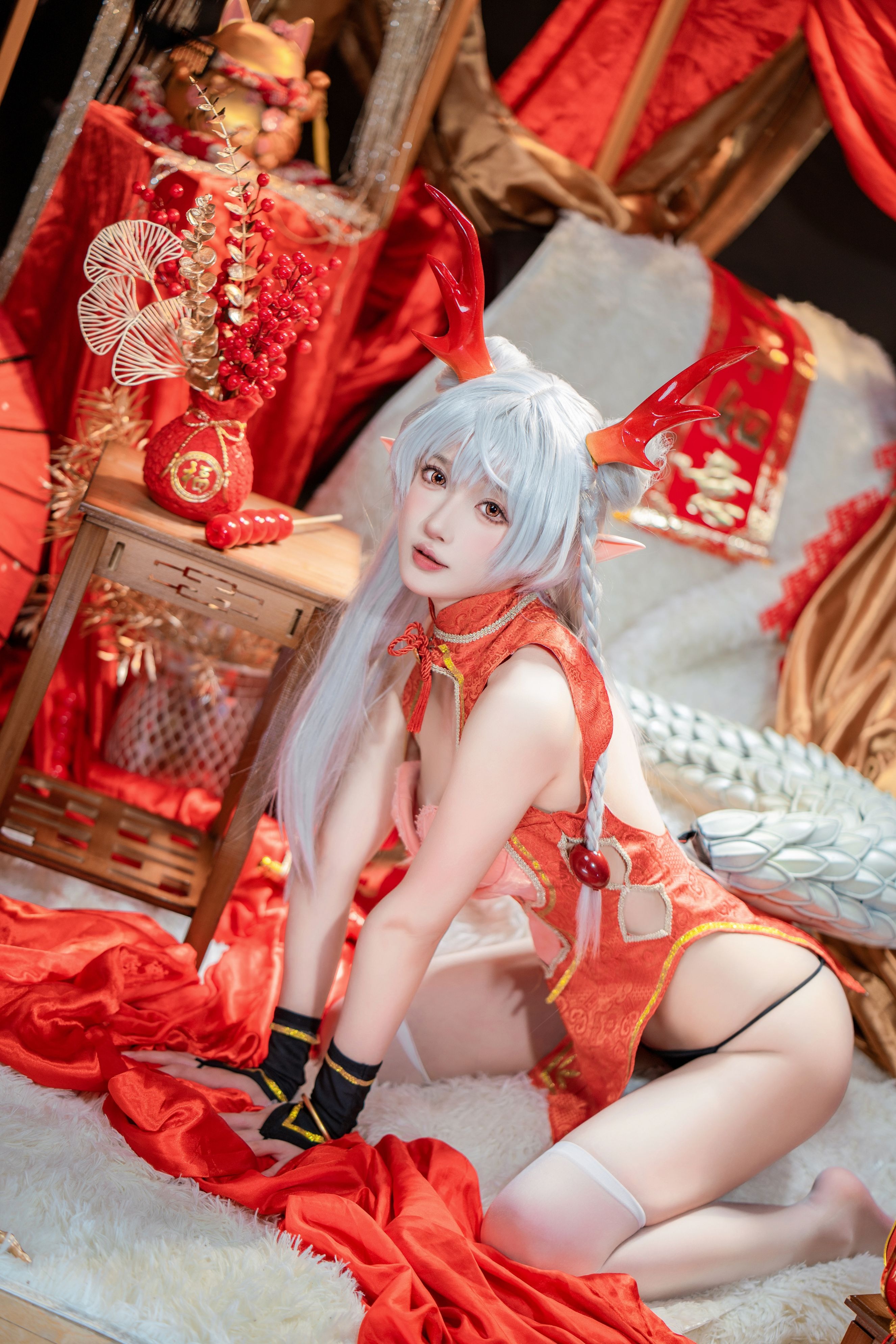 阿包也是兔娘 新春贺图 龙妹 45P1V(26)